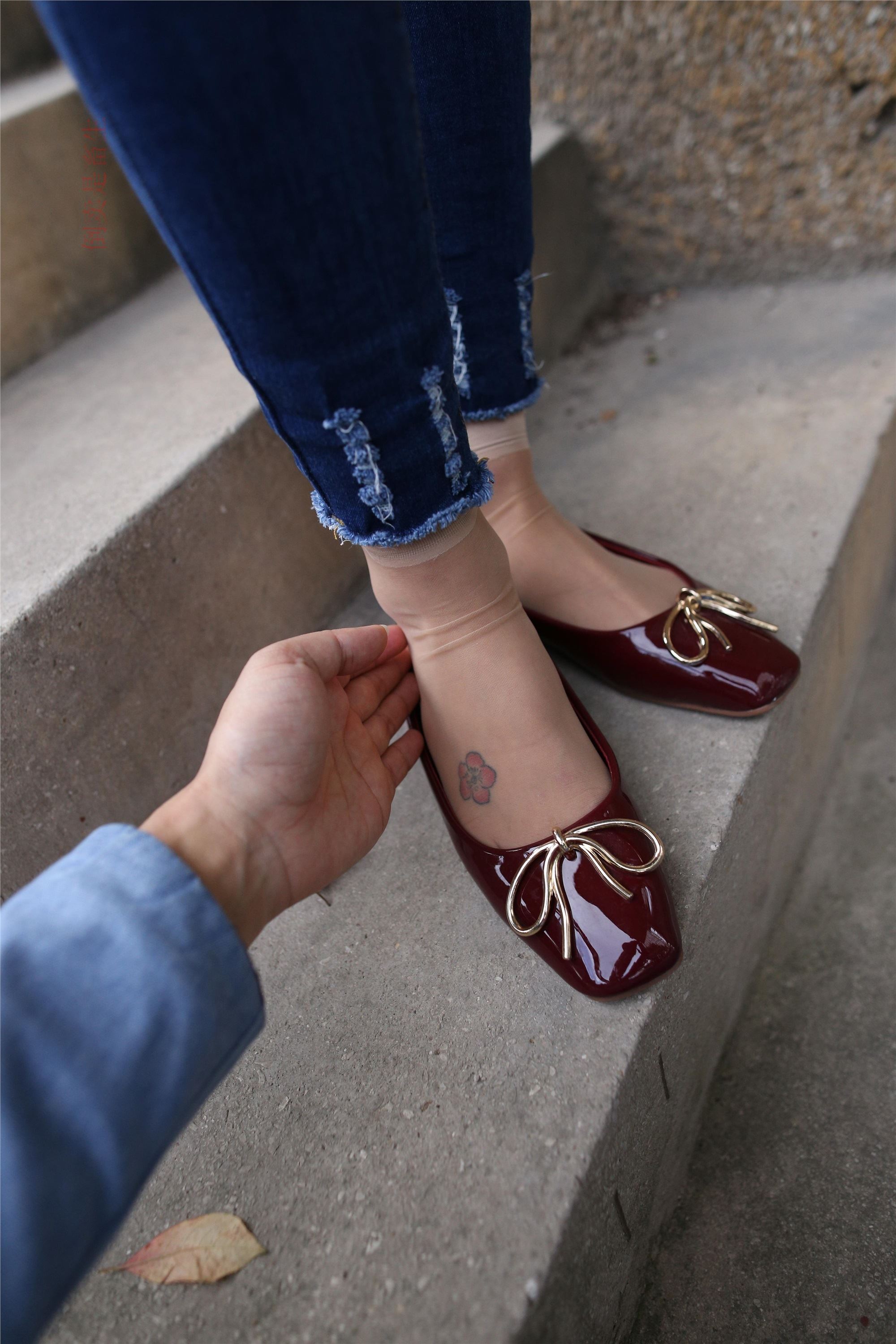 大西瓜美女图片 Z5-5 深牛短丝450P2