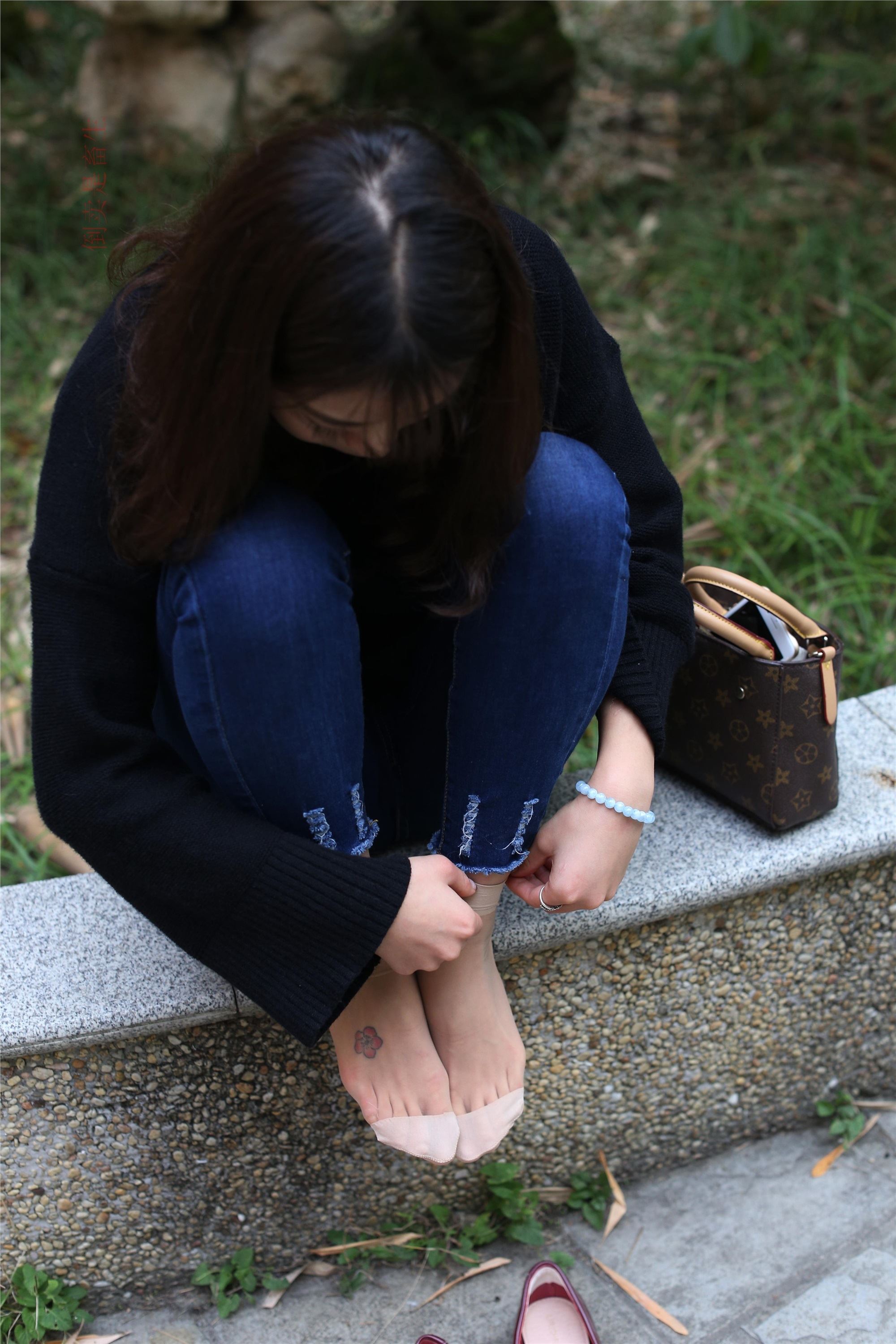 大西瓜美女图片 Z5-5 深牛短丝450P2