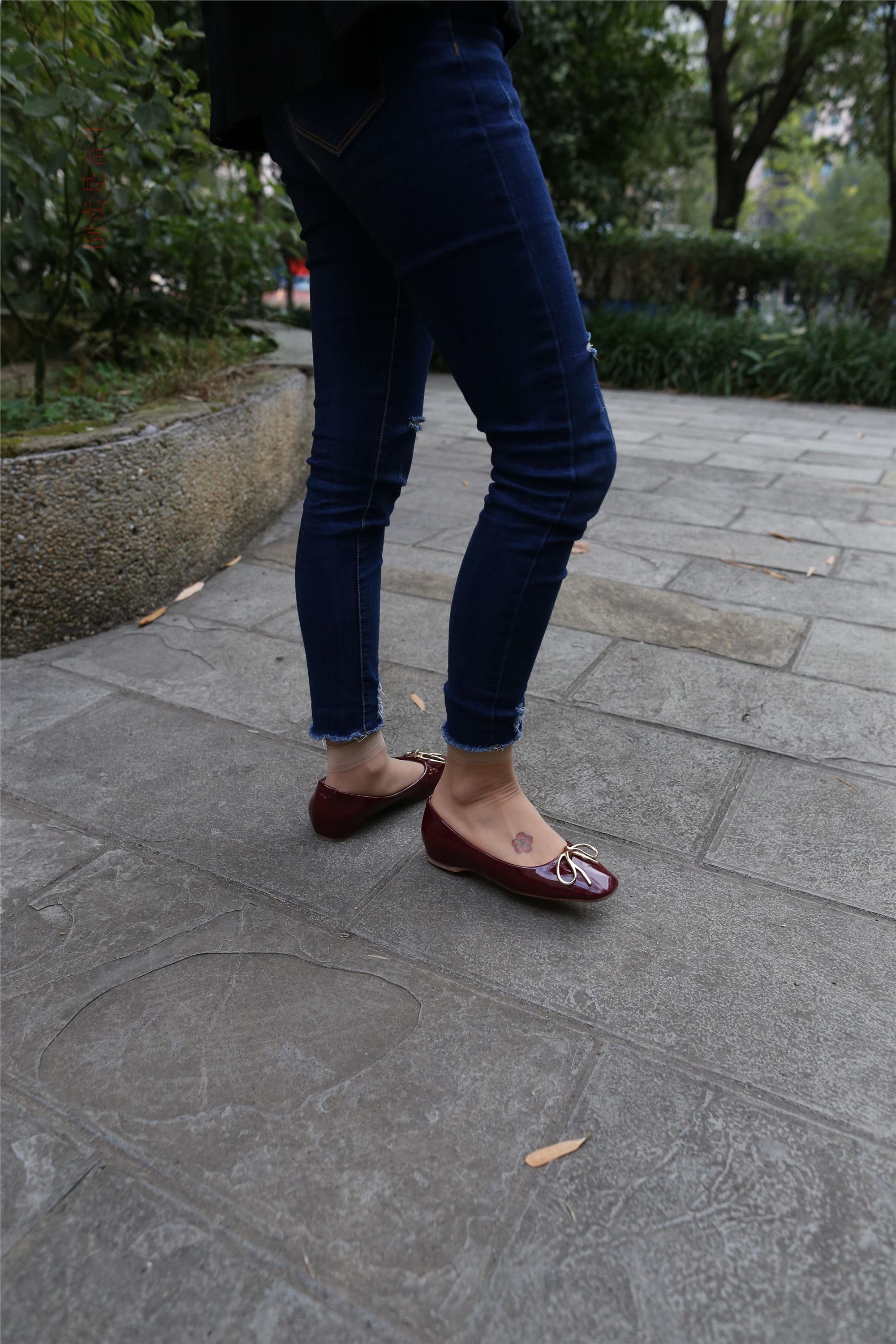 大西瓜美女图片 Z5-5 深牛短丝450P2