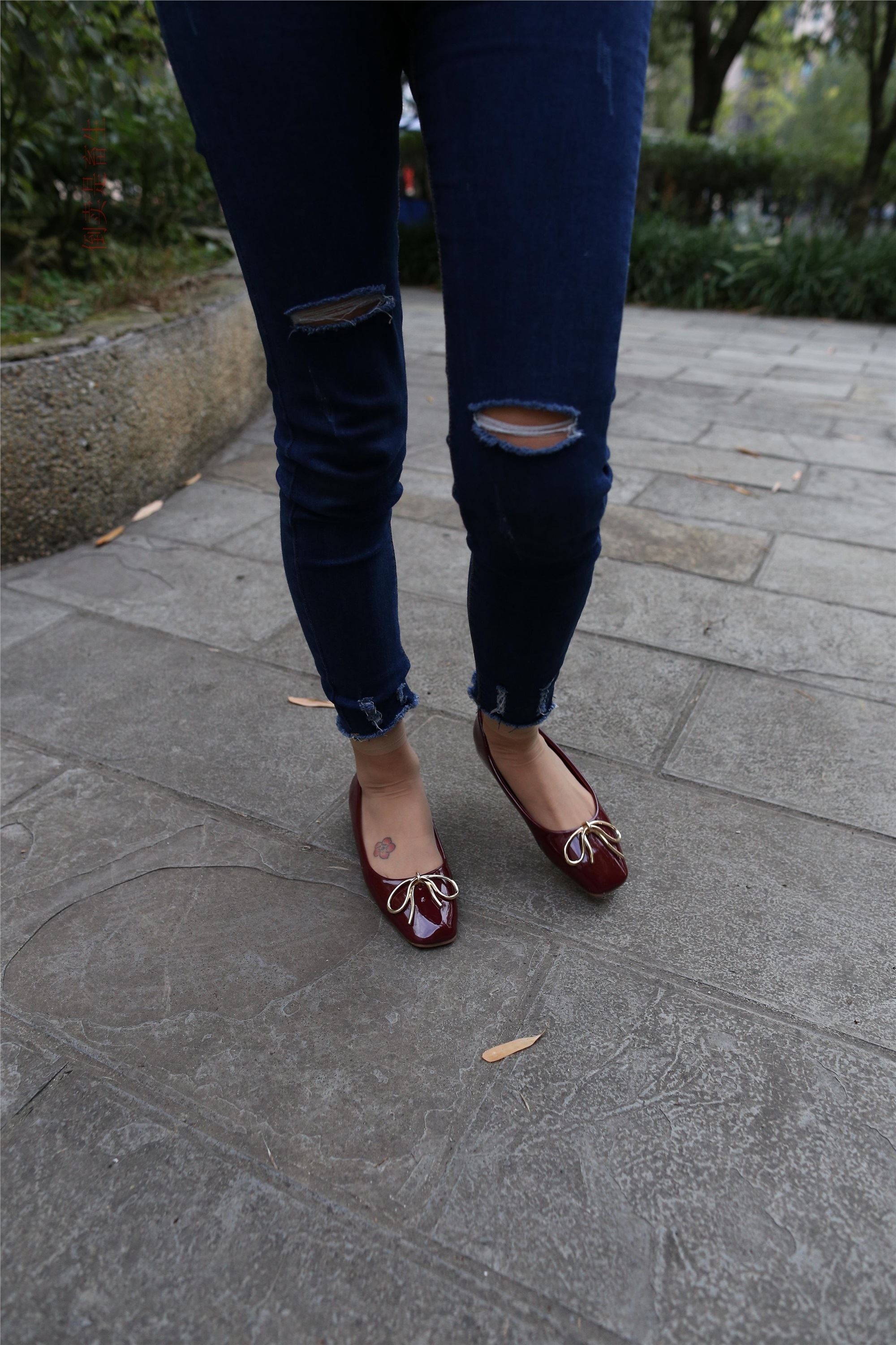 大西瓜美女图片 Z5-5 深牛短丝450P2