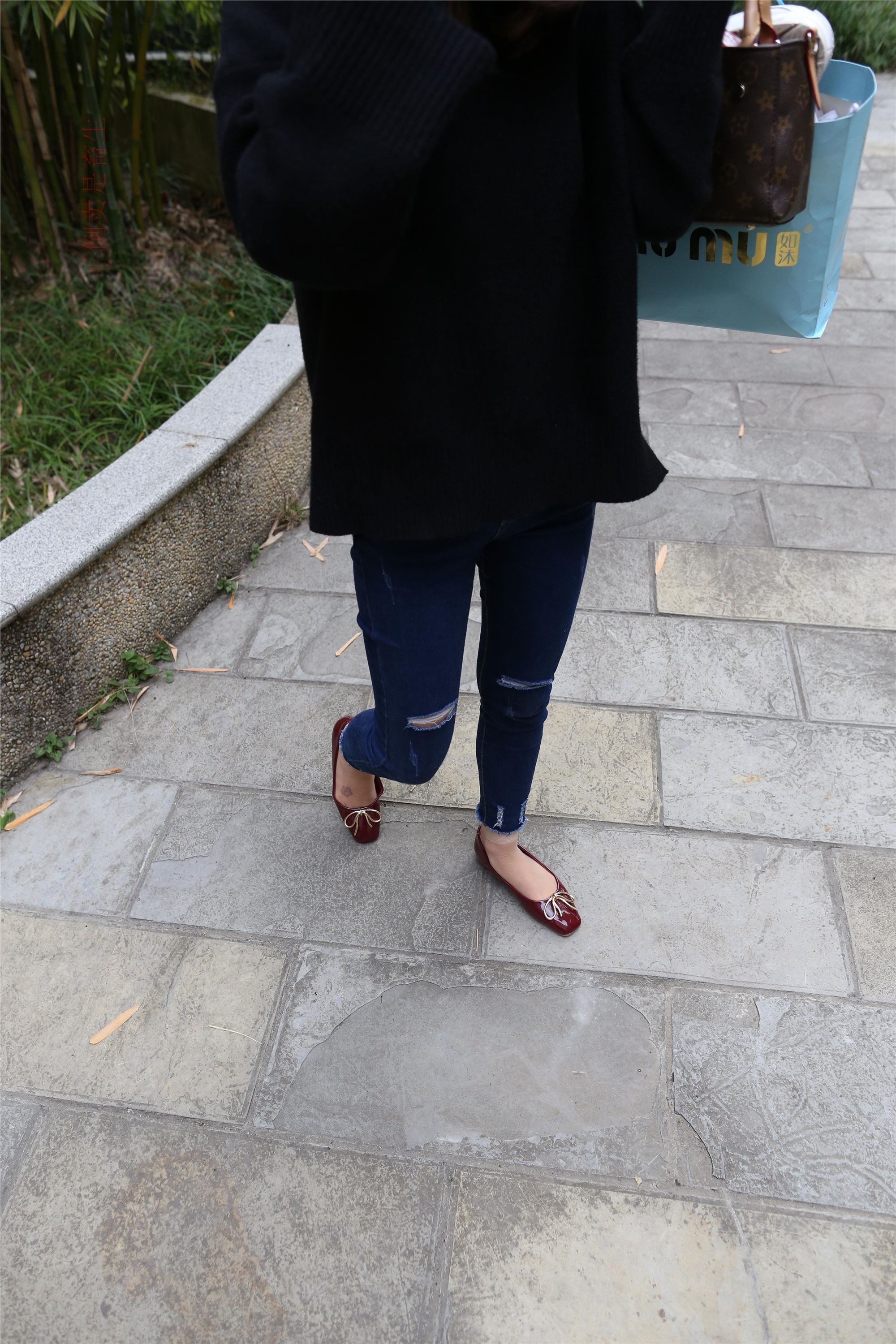 大西瓜美女图片 Z5-5 深牛短丝450P2