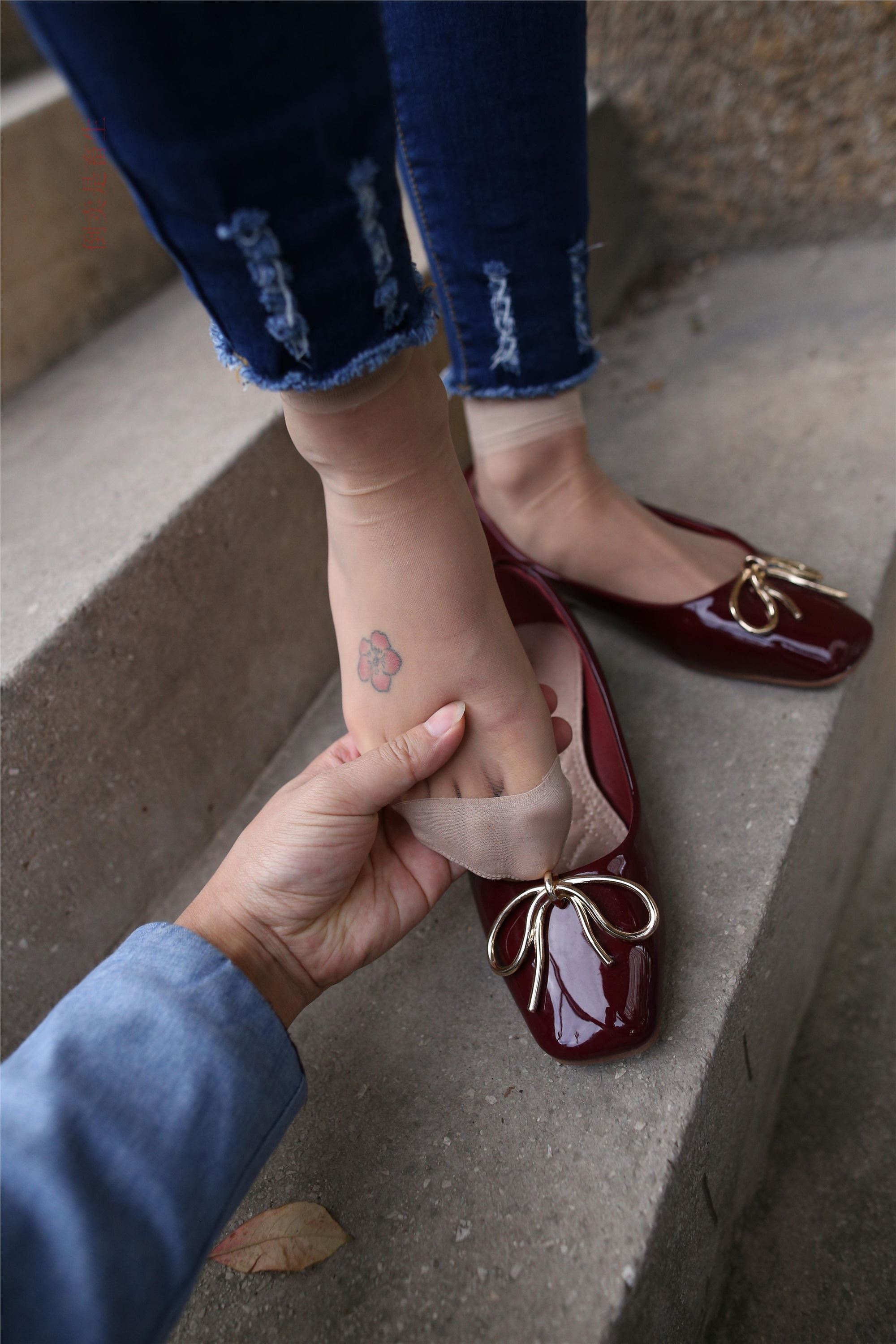 大西瓜美女图片 Z5-5 深牛短丝450P3