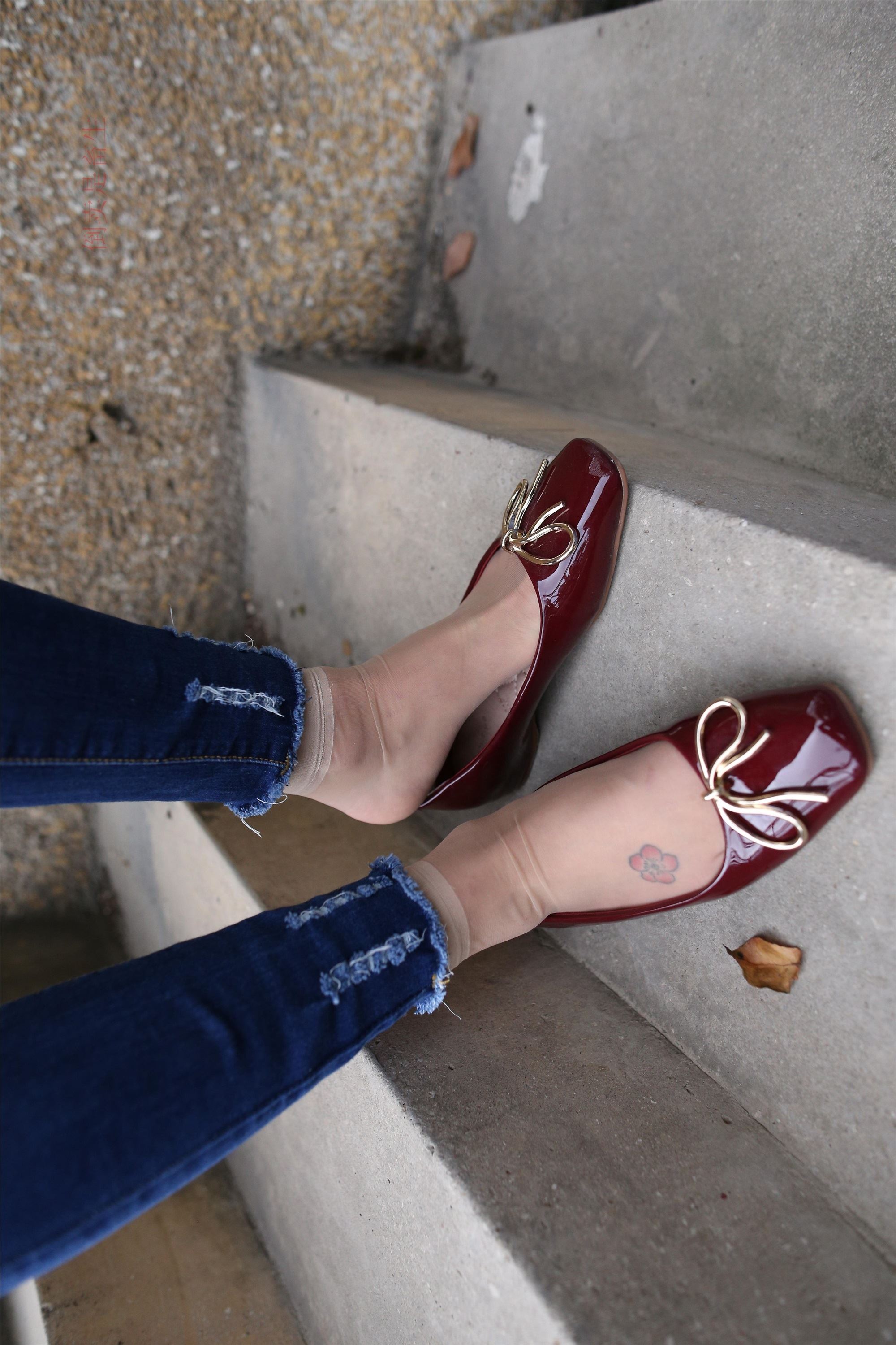 大西瓜美女图片 Z5-5 深牛短丝450P3