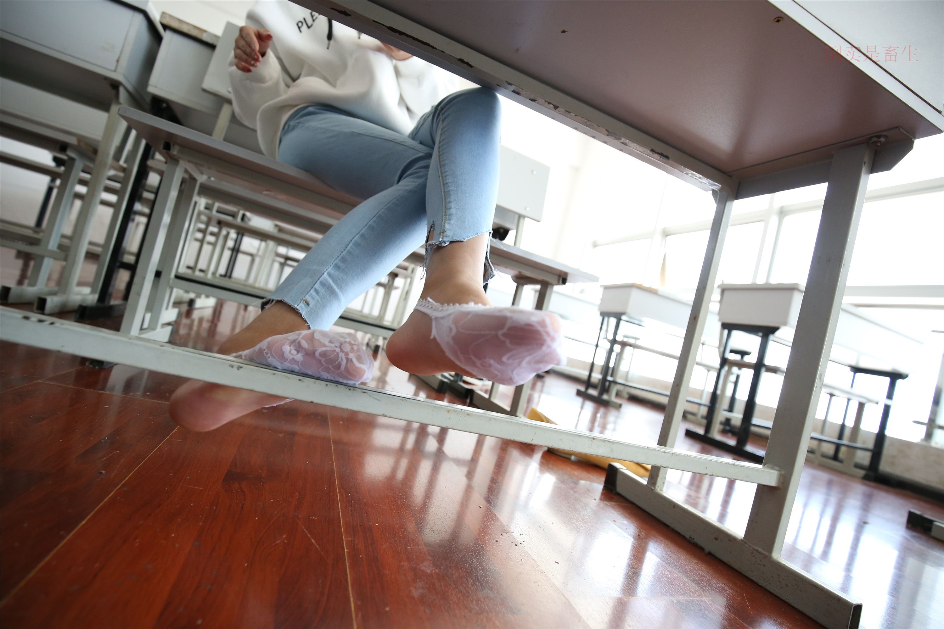 大西瓜美女图片 Z6-1 模特1 船足187p