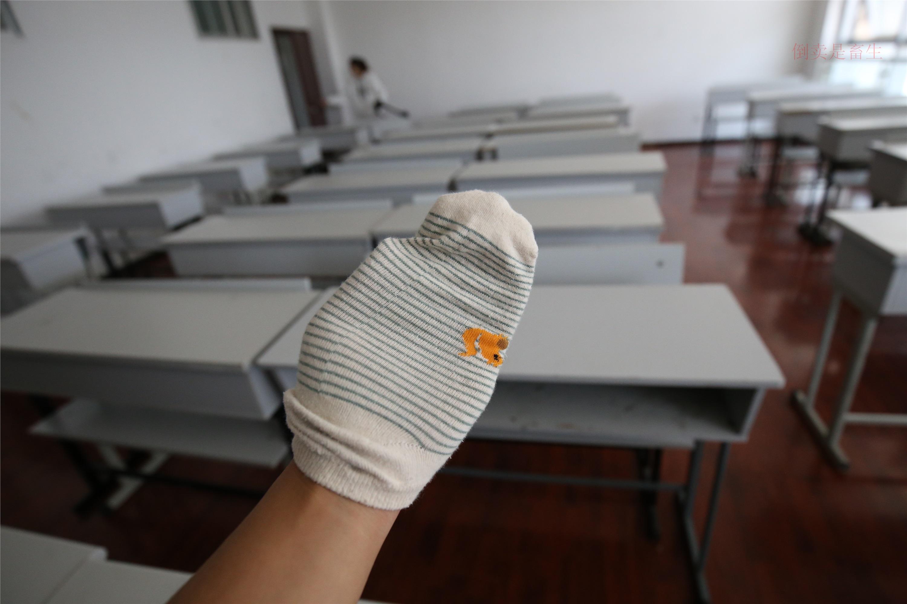 大西瓜美女图片 Z6-1 模特1 船足187p