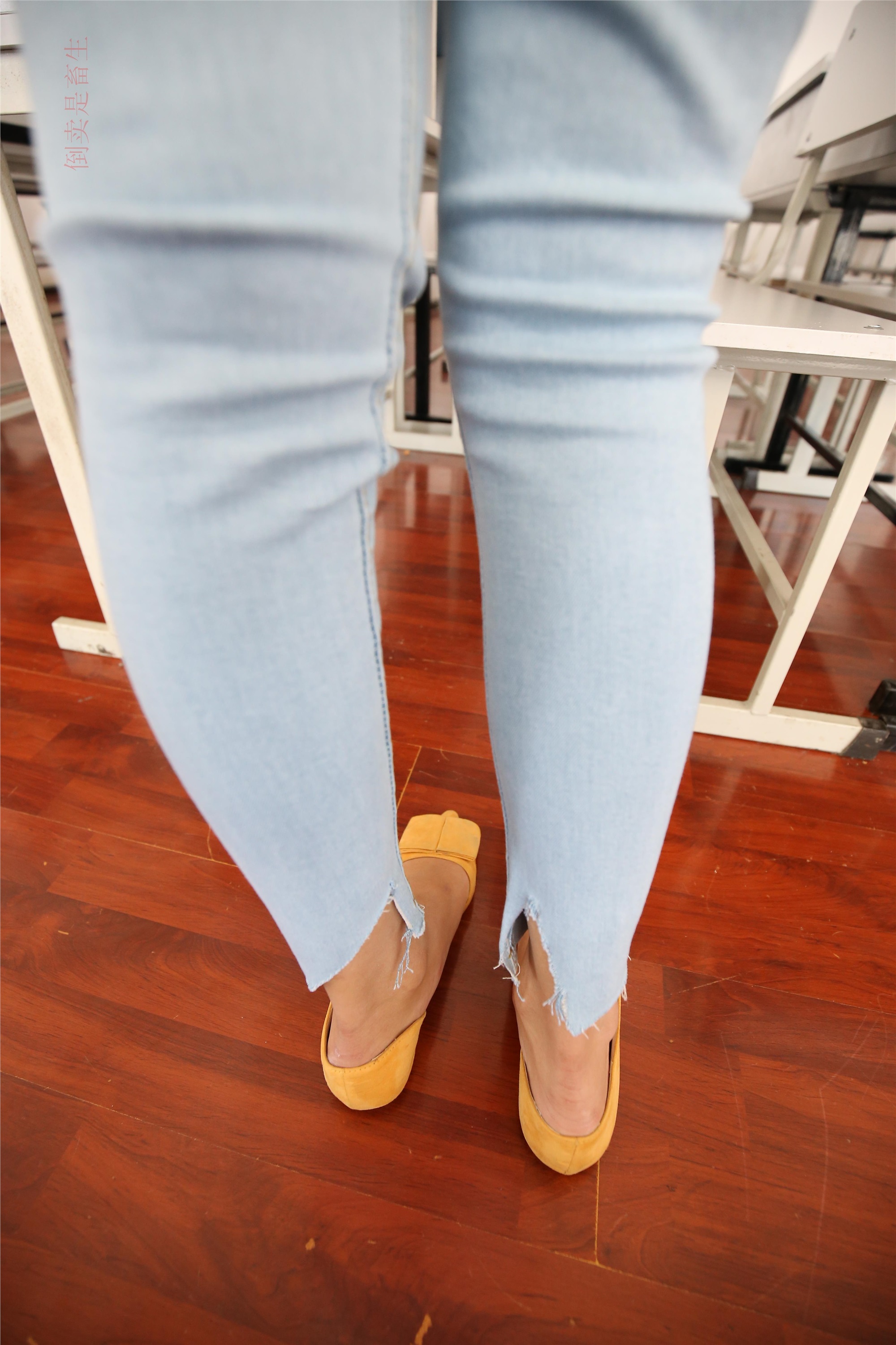 大西瓜美女图片 Z6-1 模特1 船足187p