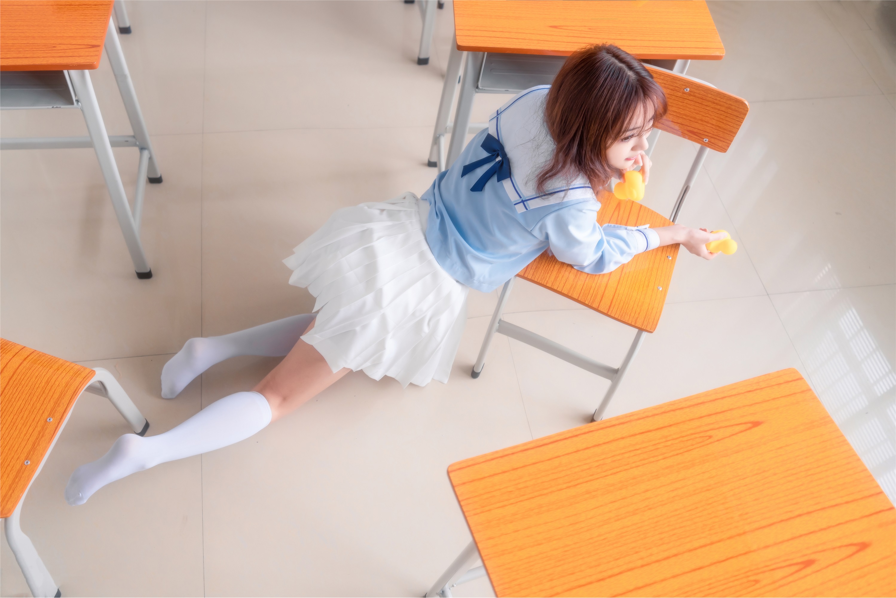 喵糖映画  VOL.009 小黄鸭与白丝