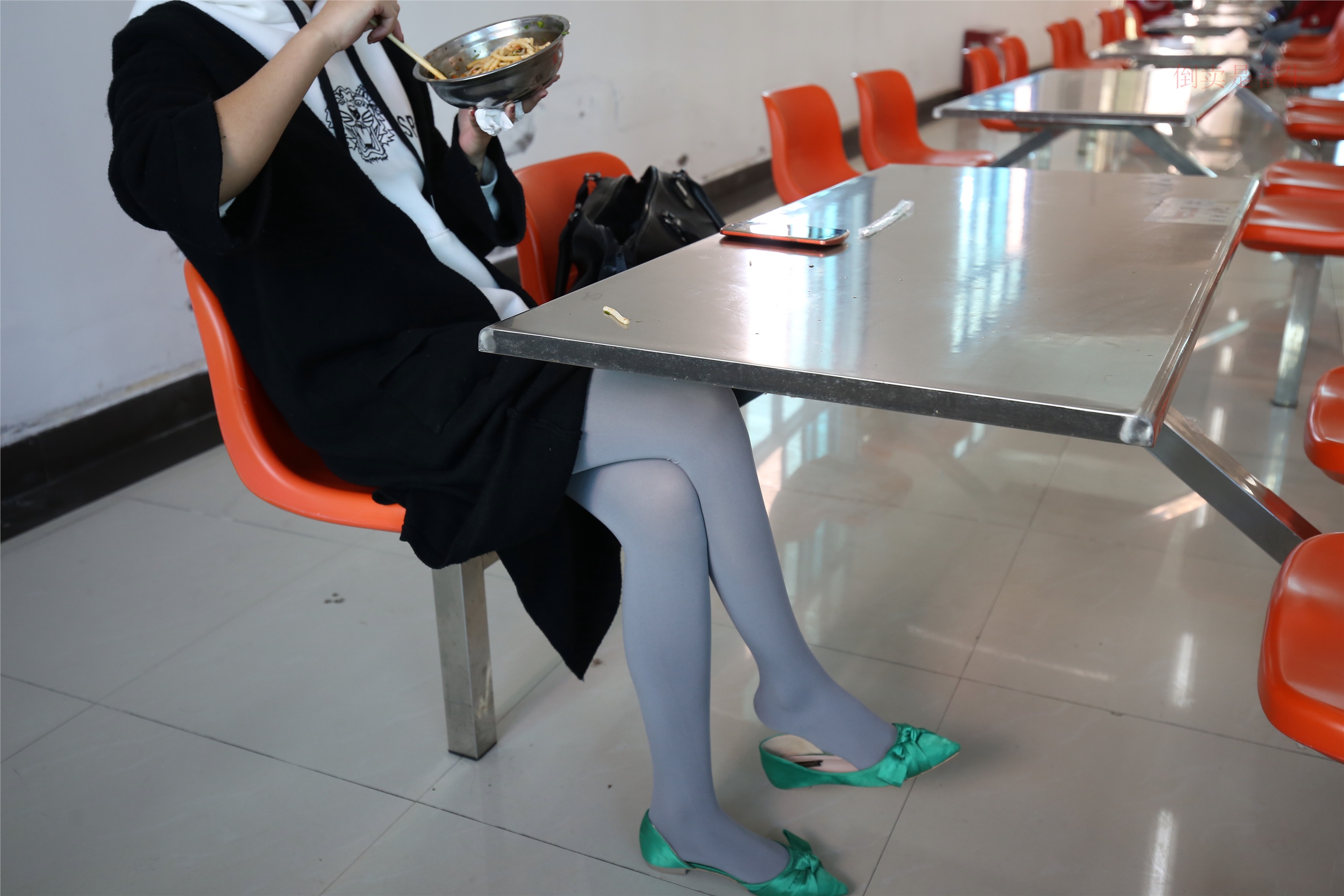 大西瓜美女图片 Z6-2 模特1 灰丝热705P1