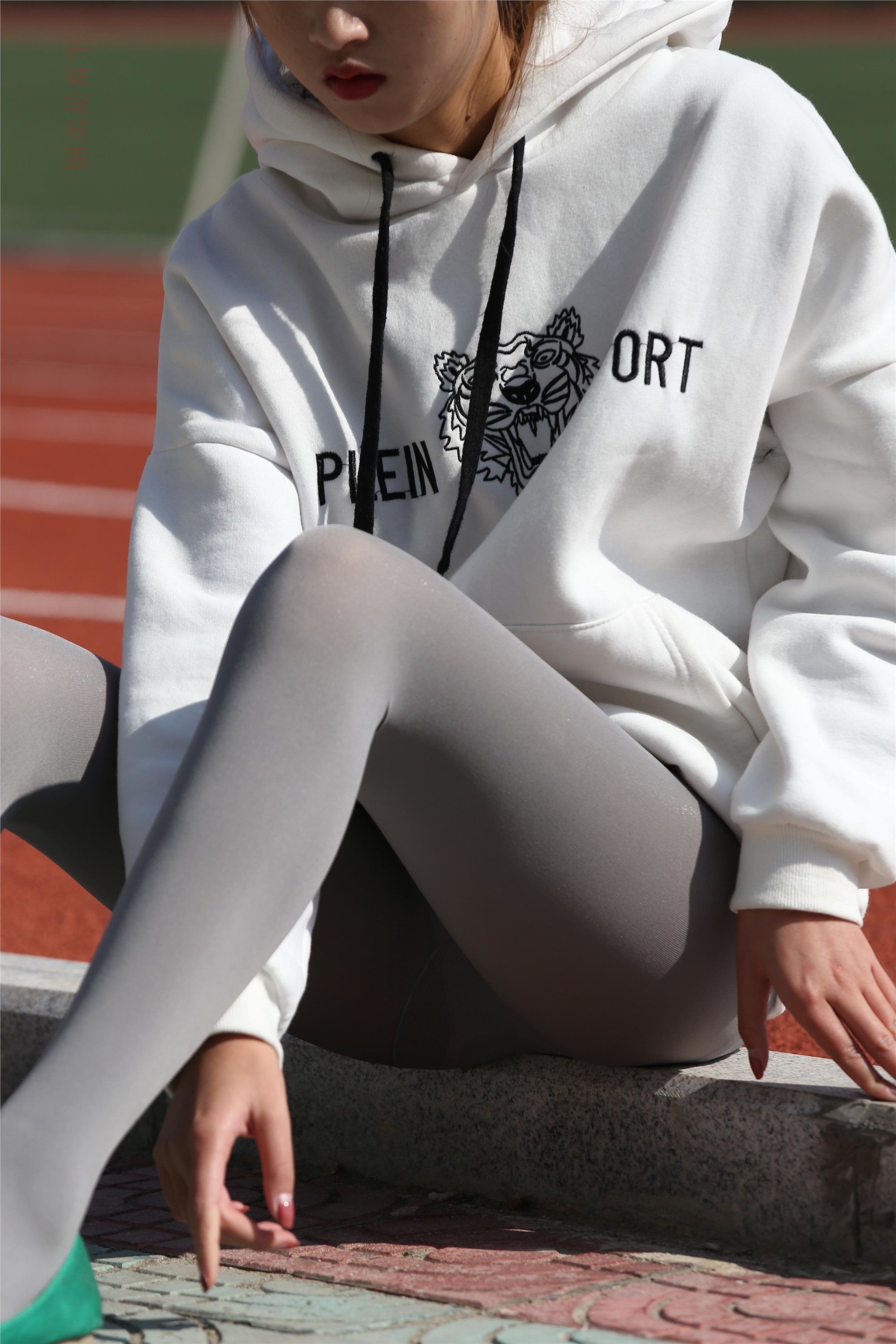 大西瓜美女图片 Z6-2 模特1 灰丝热705P2