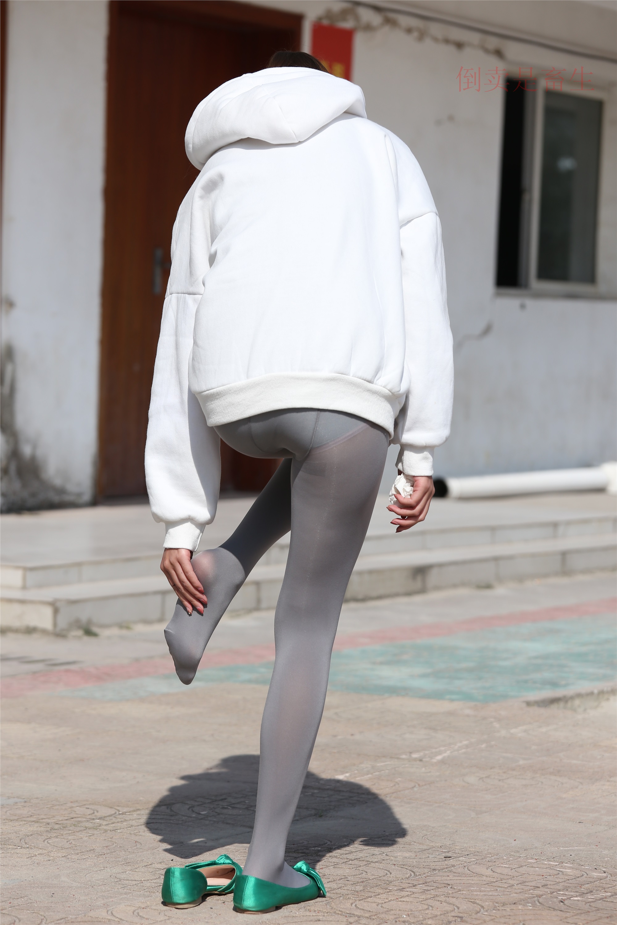 大西瓜美女图片 Z6-2 模特1 灰丝热705P2