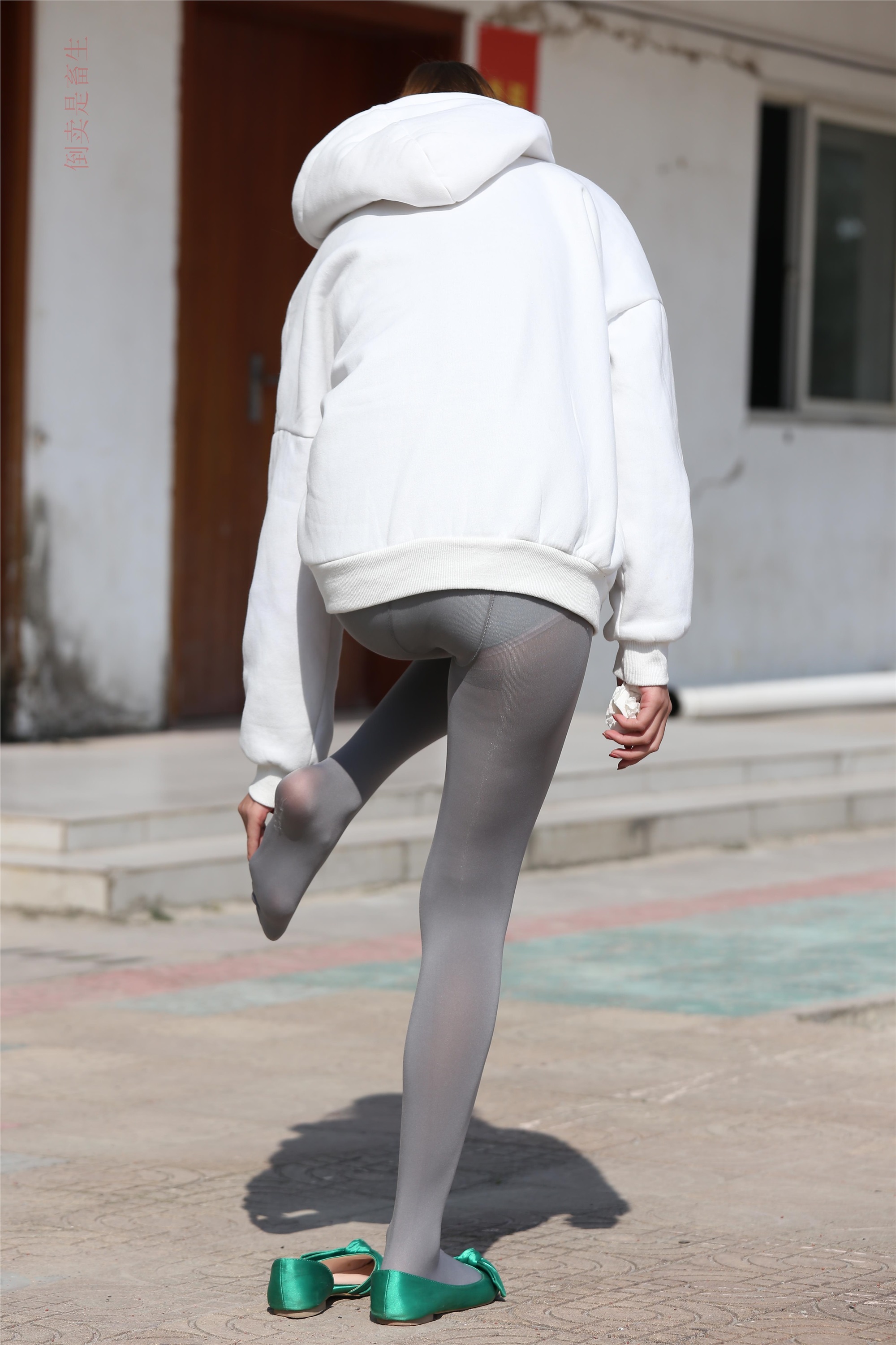 大西瓜美女图片 Z6-2 模特1 灰丝热705P2