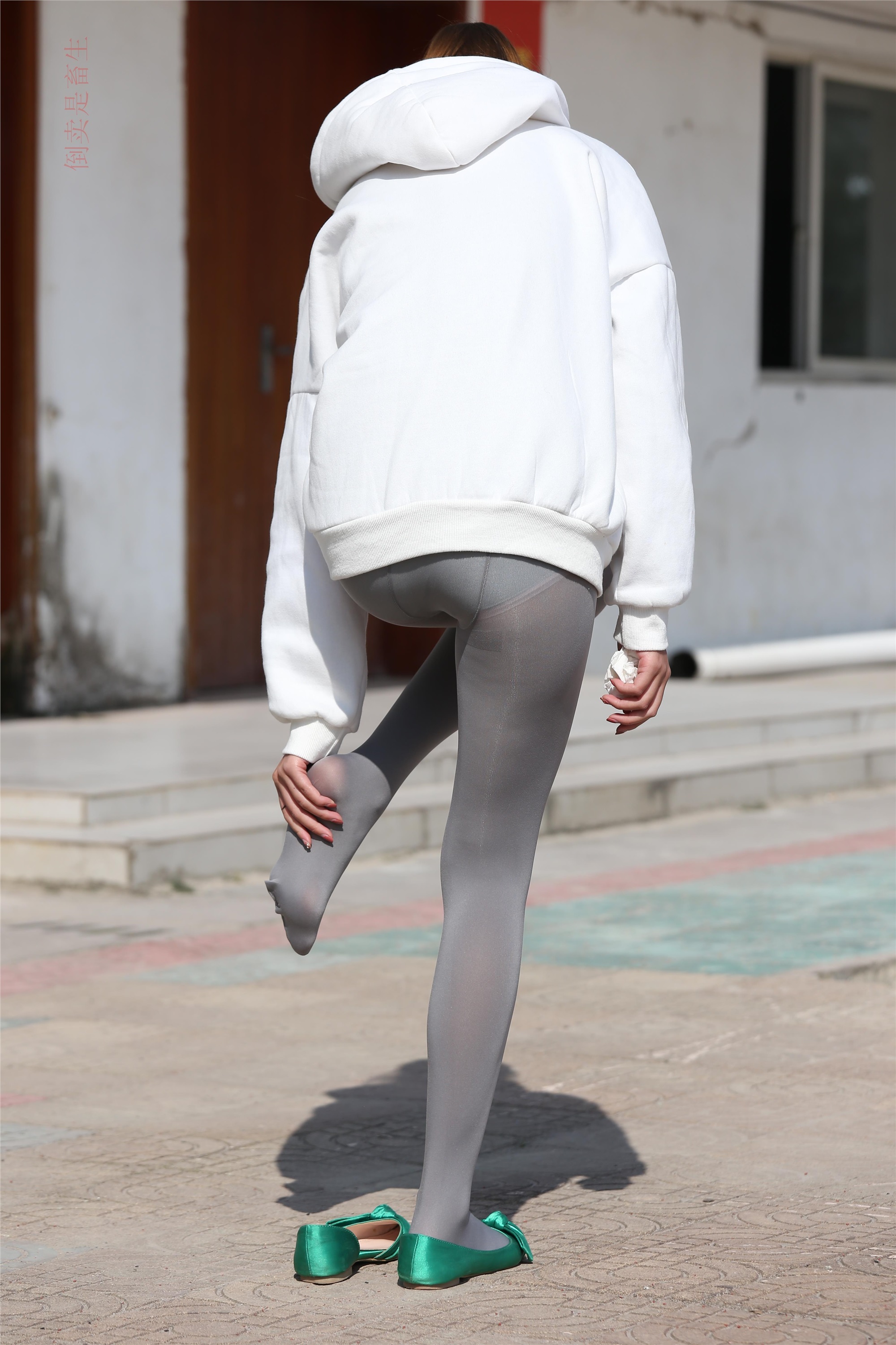 大西瓜美女图片 Z6-2 模特1 灰丝热705P2