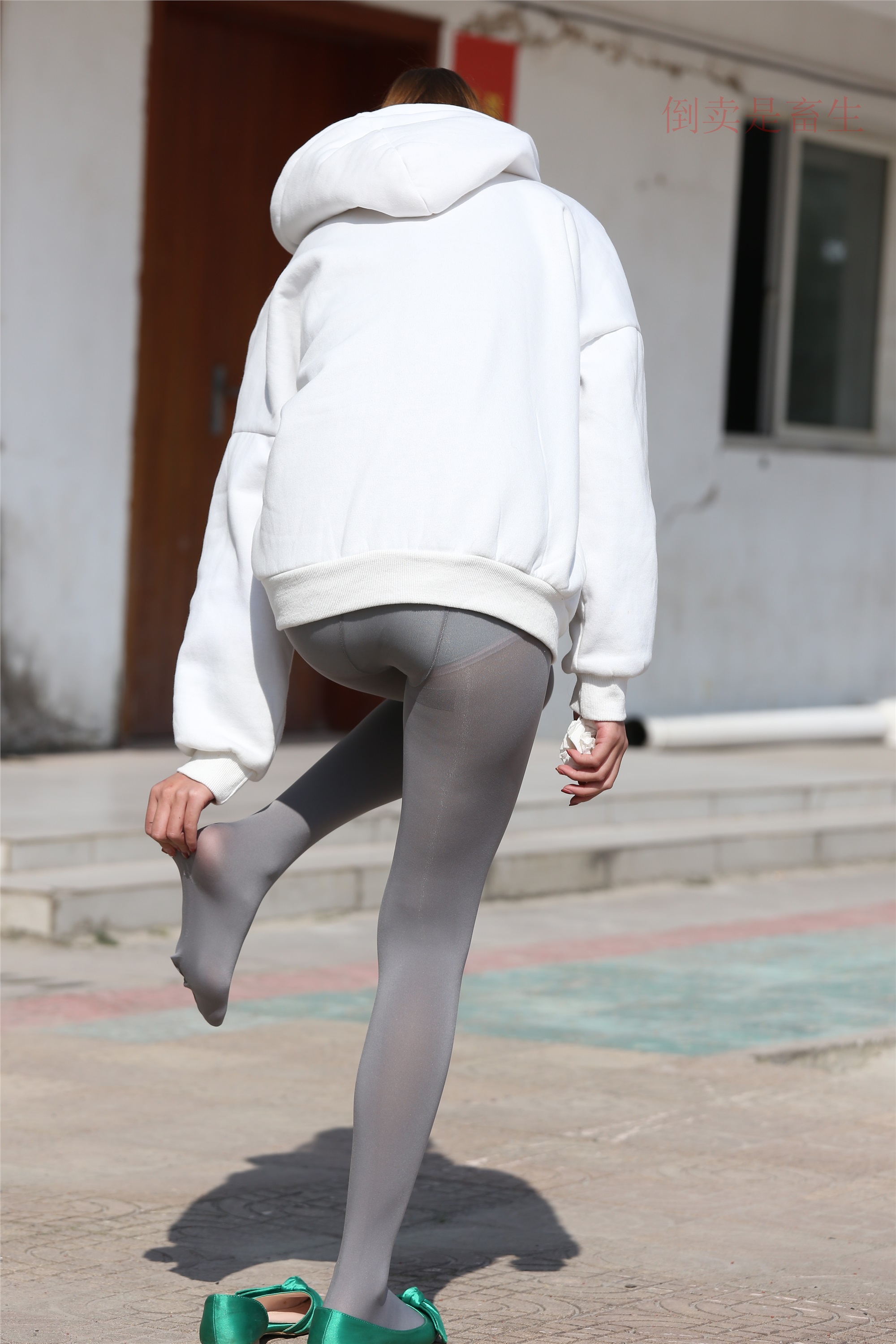 大西瓜美女图片 Z6-2 模特1 灰丝热705P2