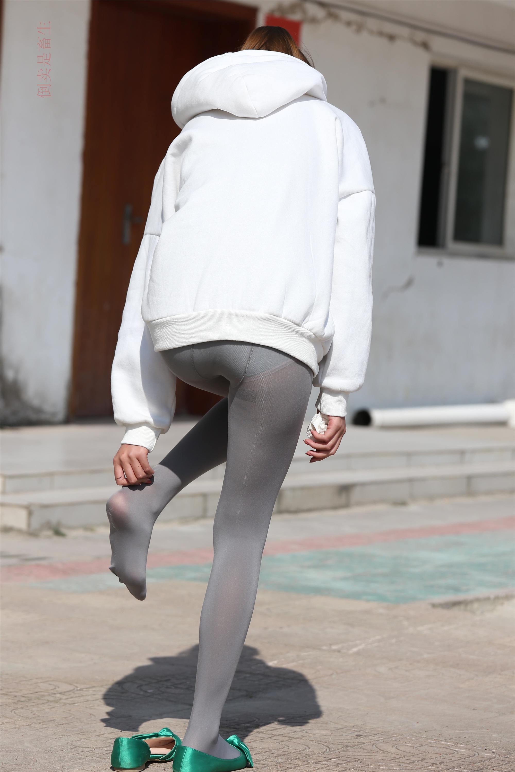 大西瓜美女图片 Z6-2 模特1 灰丝热705P2