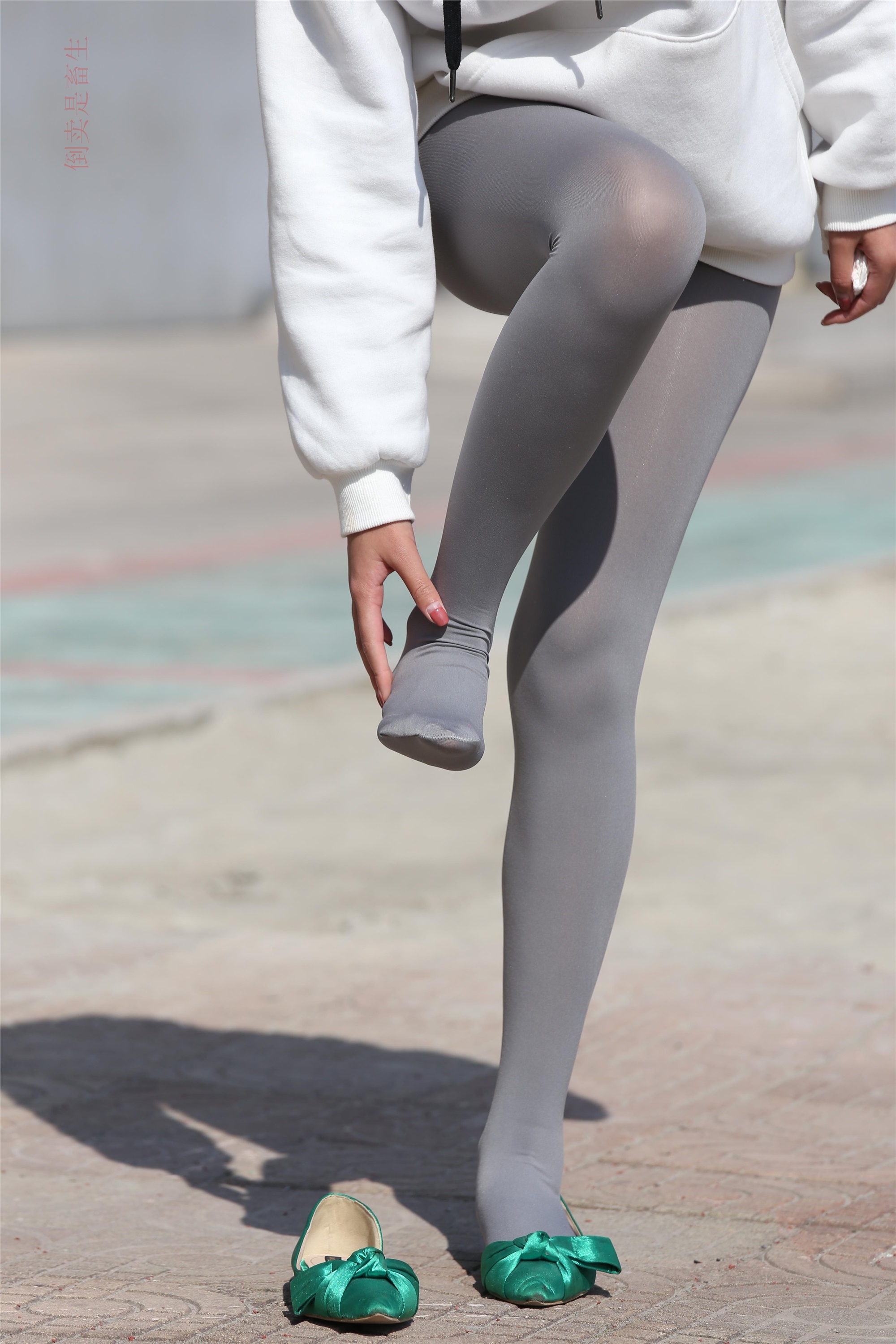 大西瓜美女图片 Z6-2 模特1 灰丝热705P2