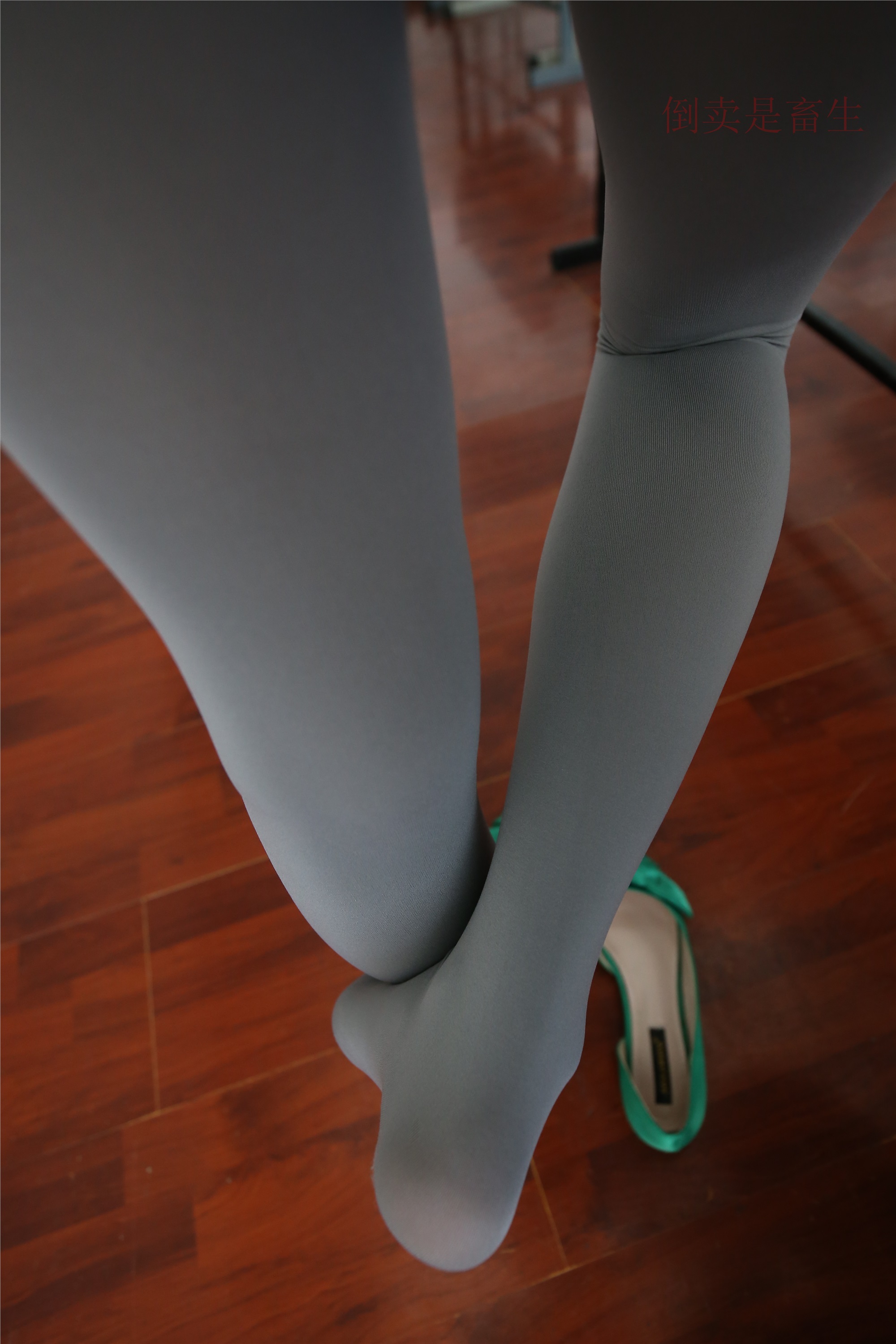 大西瓜美女图片 Z6-2 模特1 灰丝热705P4