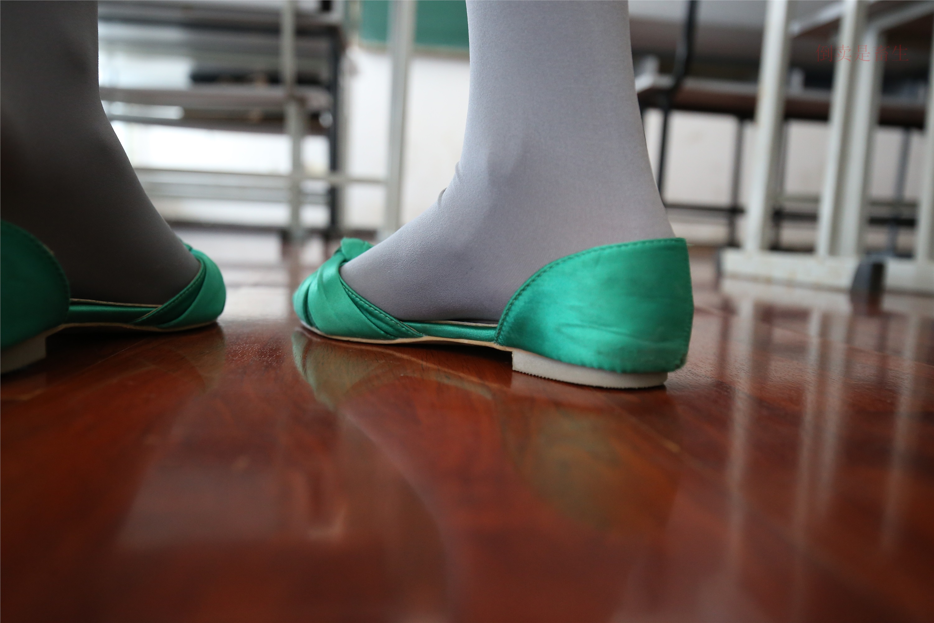 大西瓜美女图片 Z6-2 模特1 灰丝热705P5