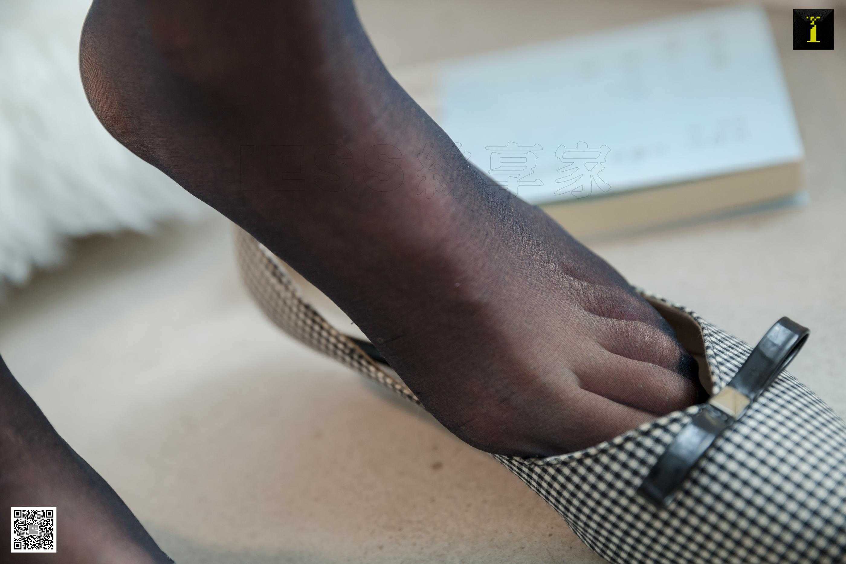 IESS异思趣向2019.11.02 丝享家605： 收拾袜子的美子