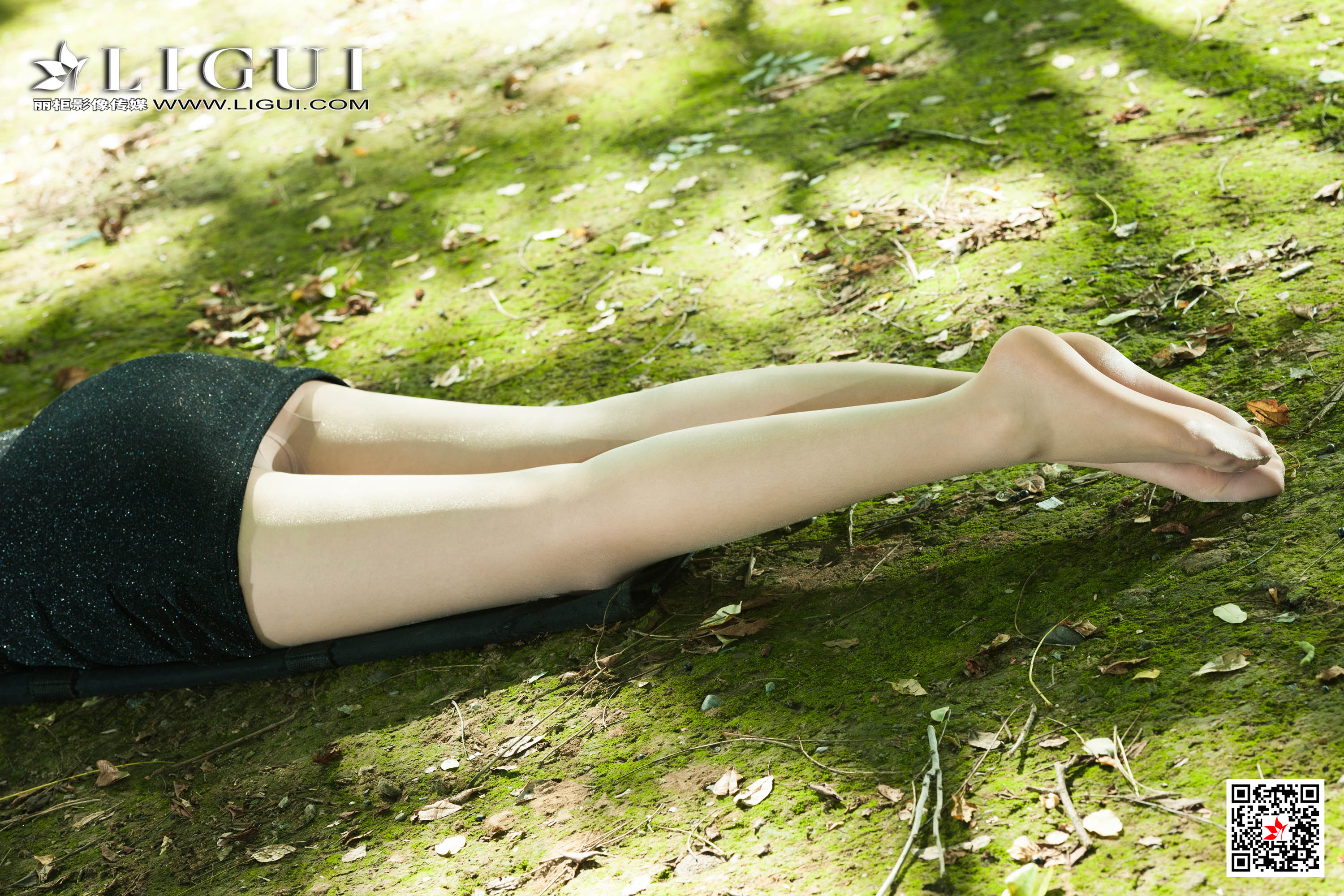 Ligui丽柜 2019.11.04《野外遇娇丝》虫虫