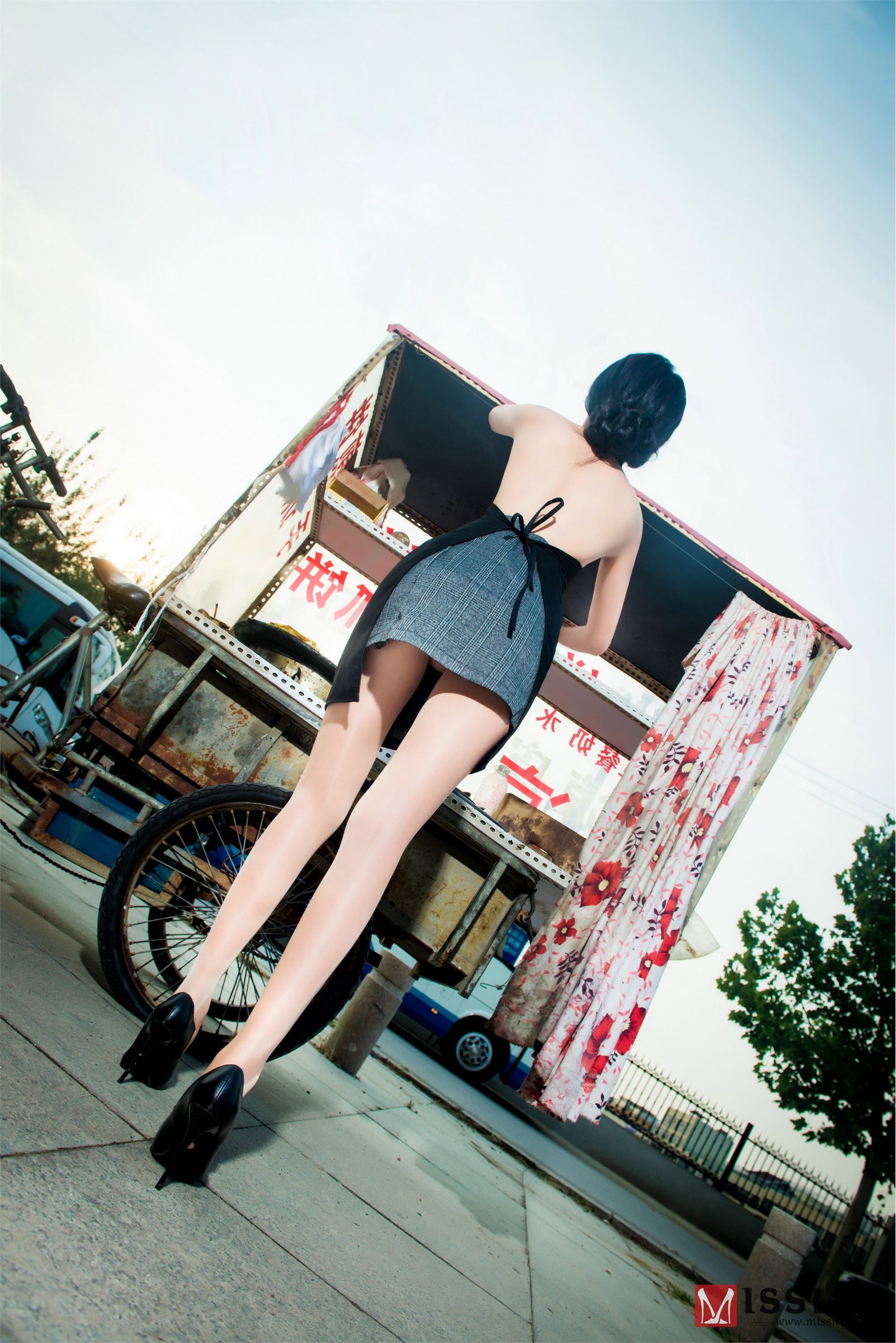 MISSLEG蜜丝  2018.11.23 V025 可可 出摊 钻石版