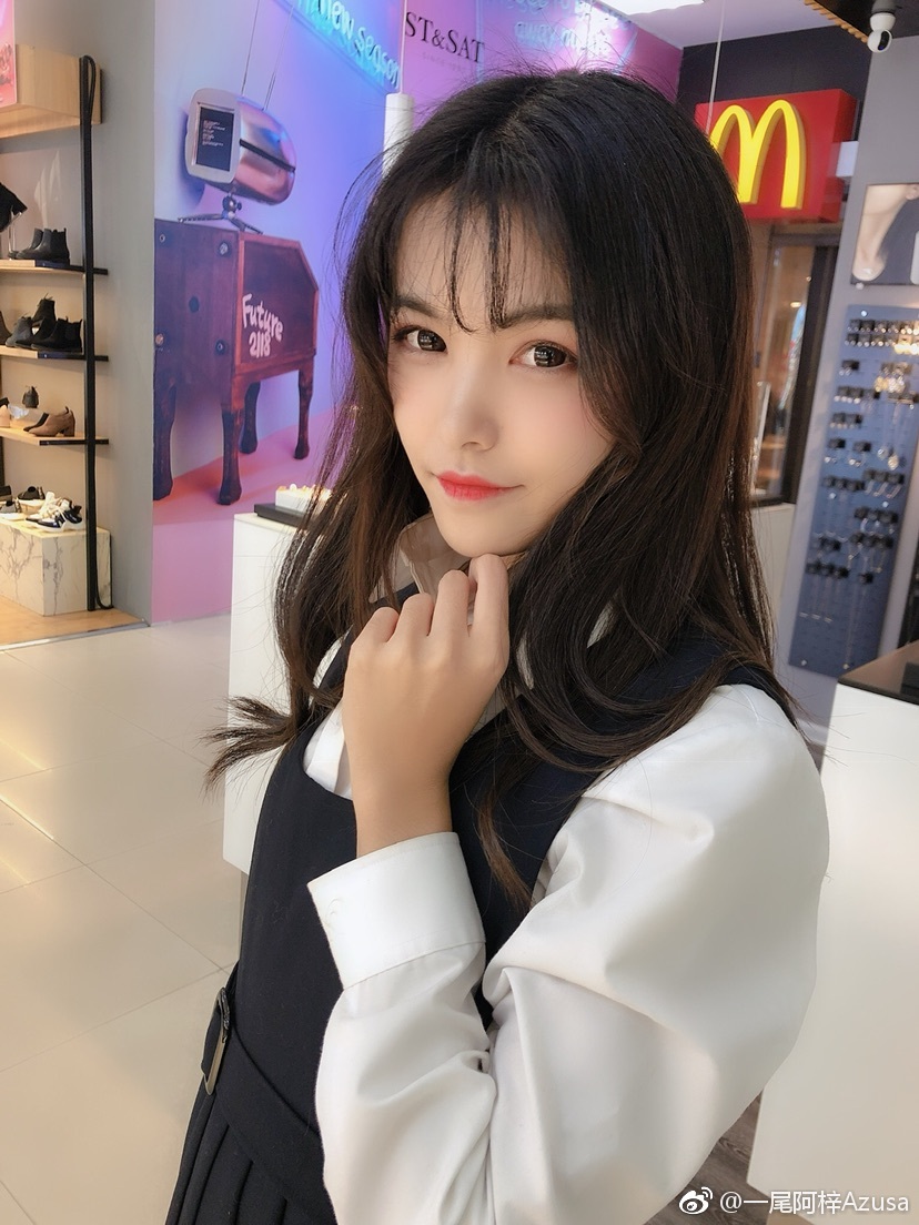 一尾阿梓Azusa Weibo 2019.5.157