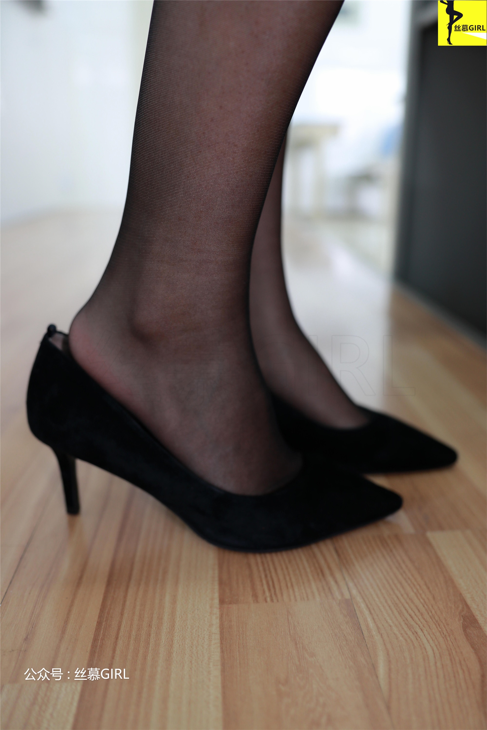 丝慕写真 第021期 模特：双双《作业交了吗》