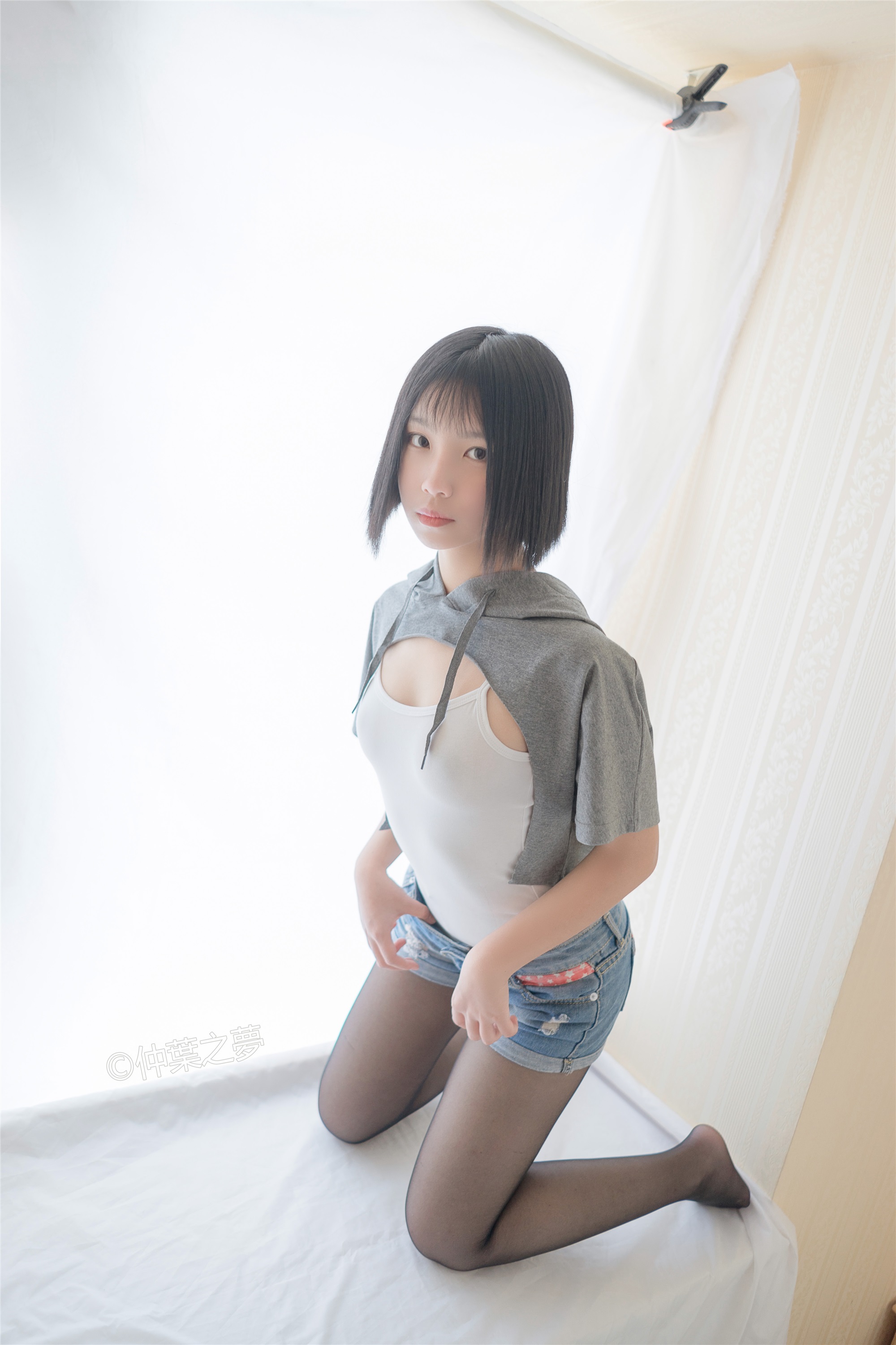 轻兰映画 Grand.003 鹿野奈绪 包臀黑丝