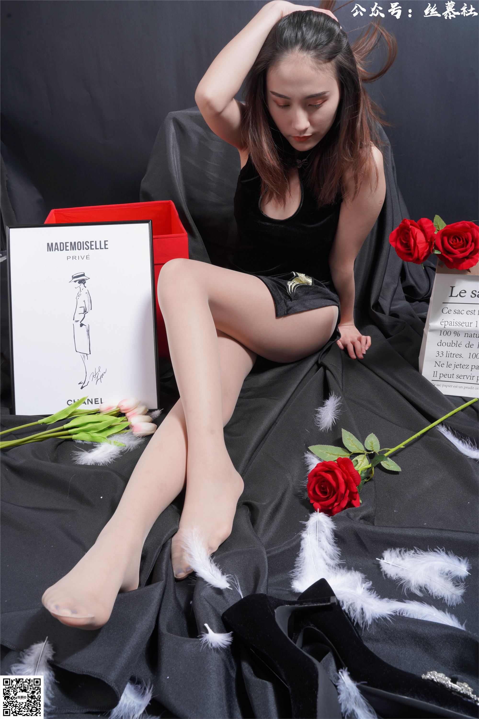 丝慕写真 SM001 《丝与玫瑰》