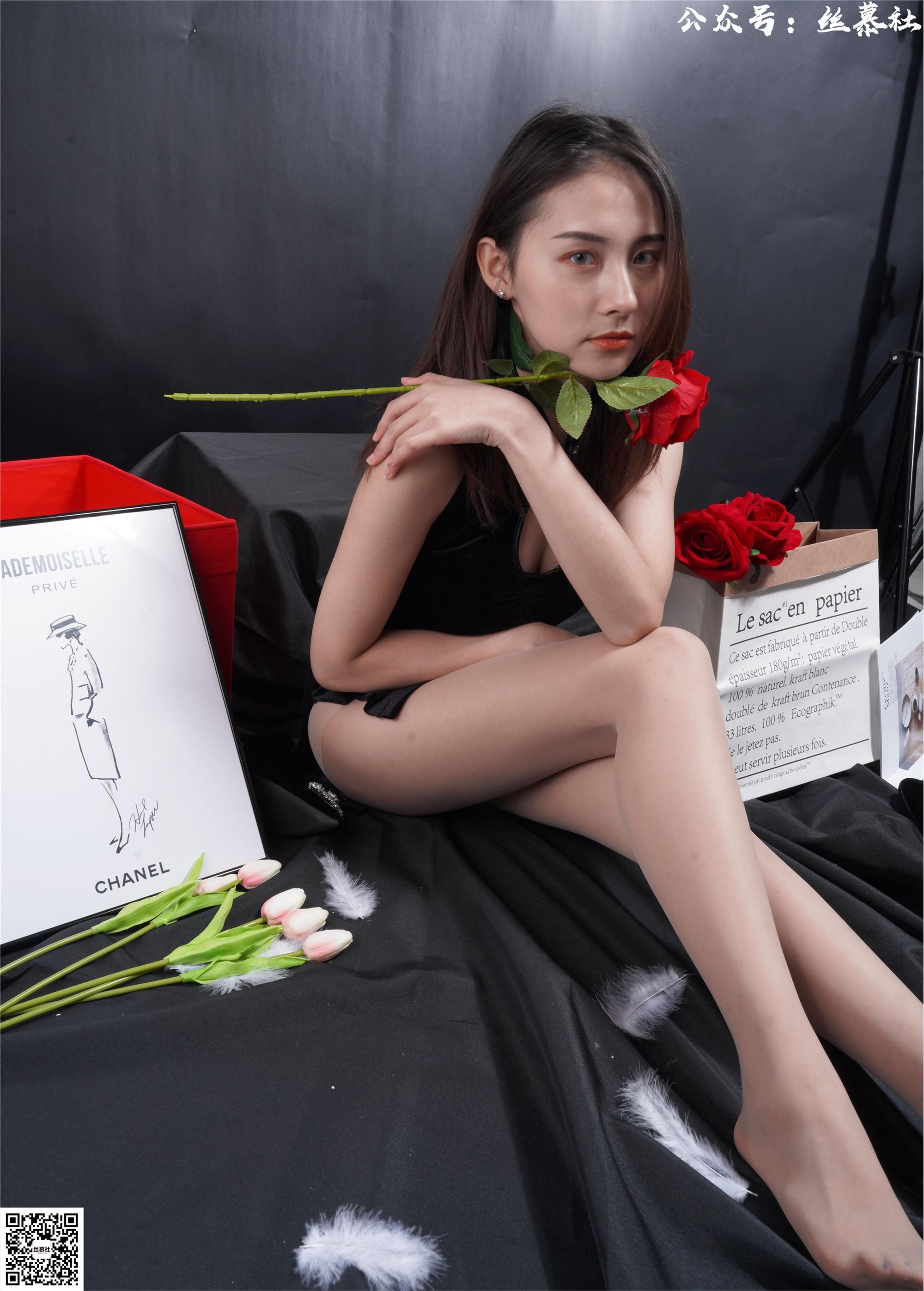 丝慕写真 SM001 《丝与玫瑰》