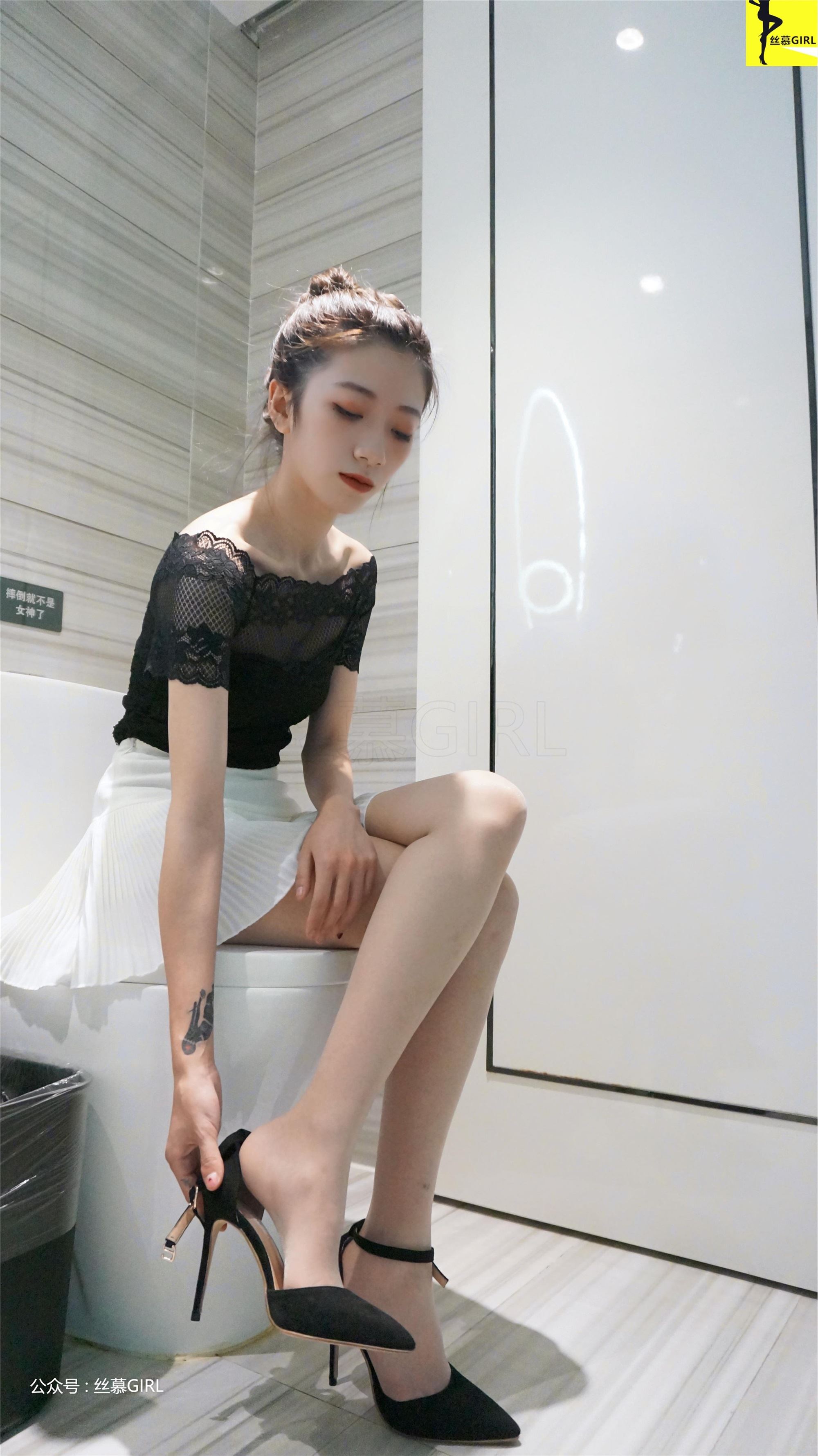 丝慕写真 第024期 模特：真好姐《谁是腿神》