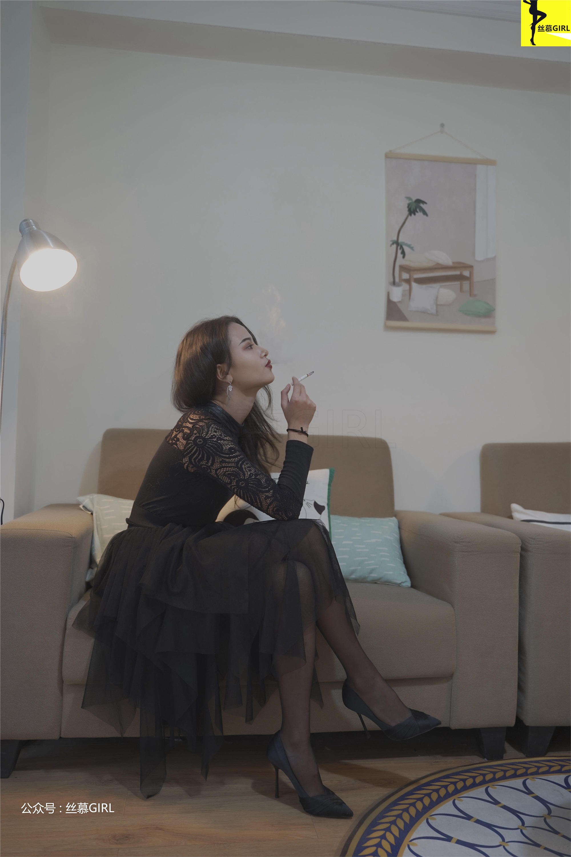 丝慕写真 第026期 模特：静静&Miya《白里黑还是黑里白》