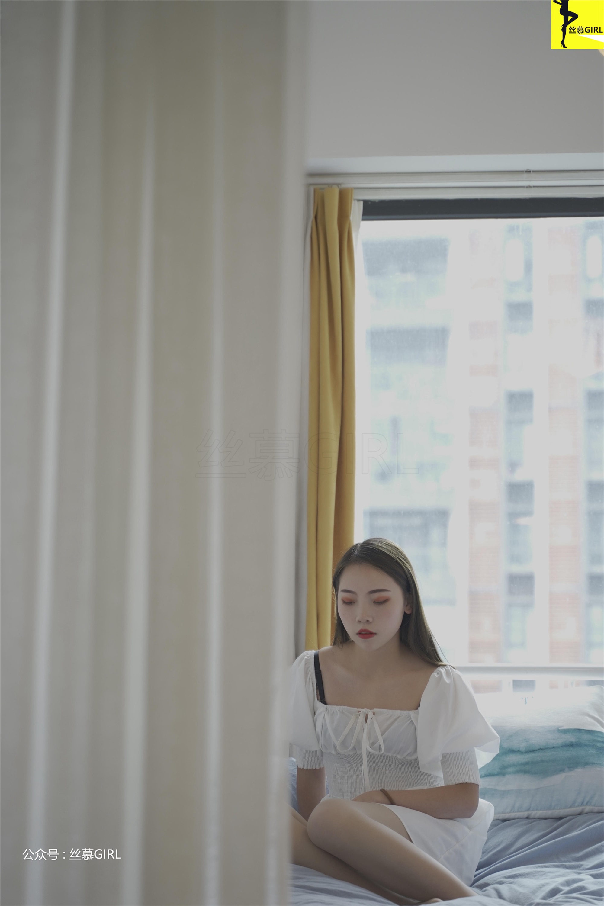 丝慕写真 第026期 模特：静静&Miya《白里黑还是黑里白》