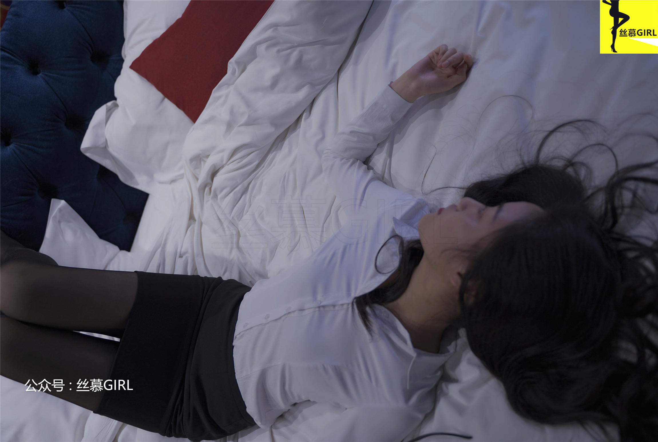 丝慕写真 第029期 模特：双双 丝密《善待荷尔蒙，善待想象力》