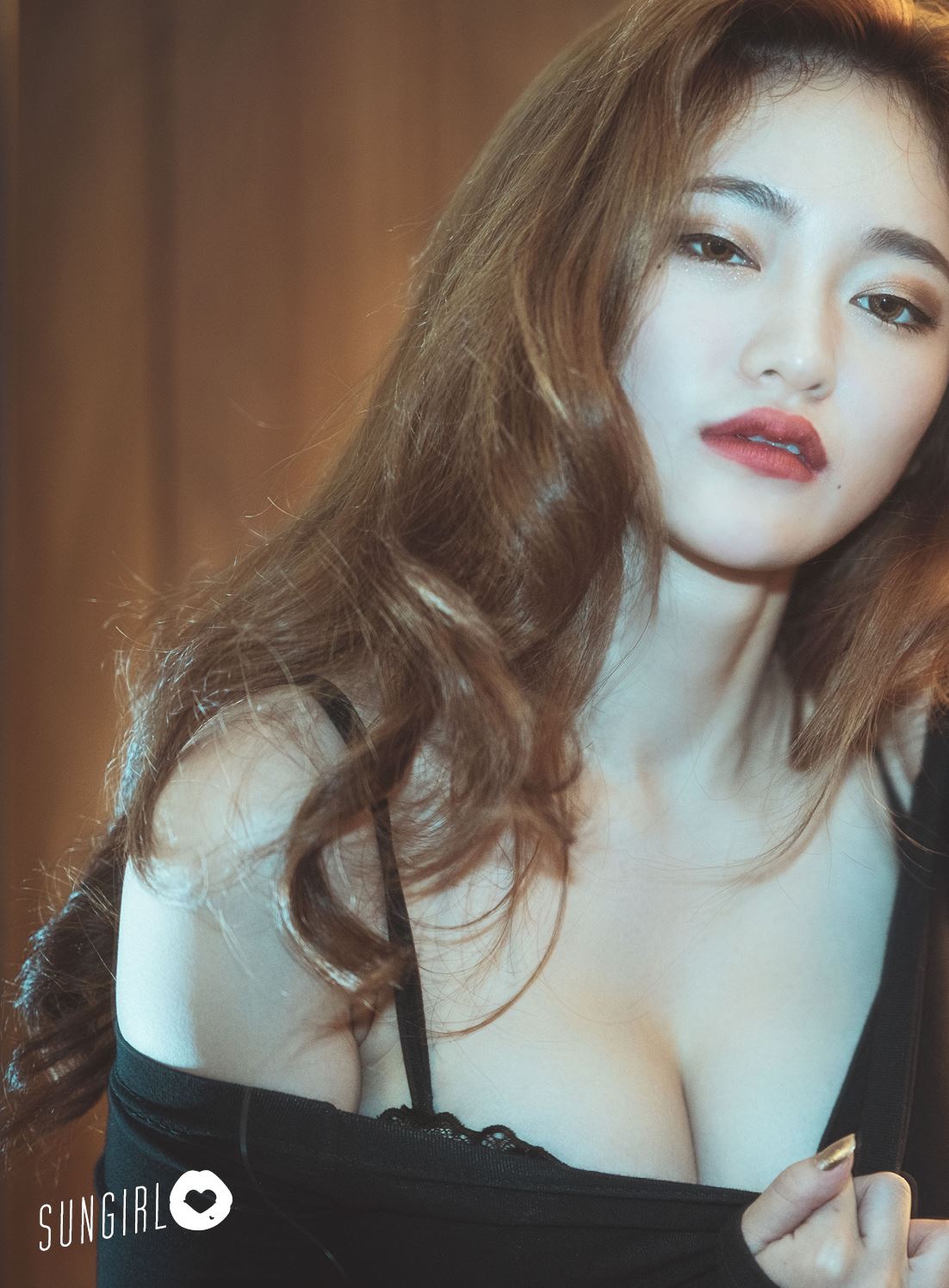 SUNGIRL阳光宝贝 NO.027 极致曲线Donna奶妹-线上写真 Part1 奶妹