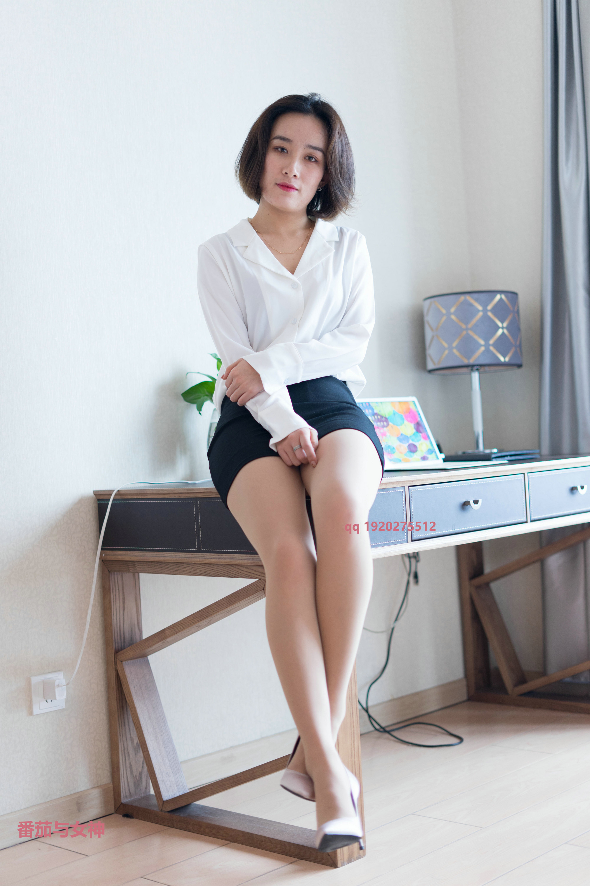 番茄与女神 木子的小包裙