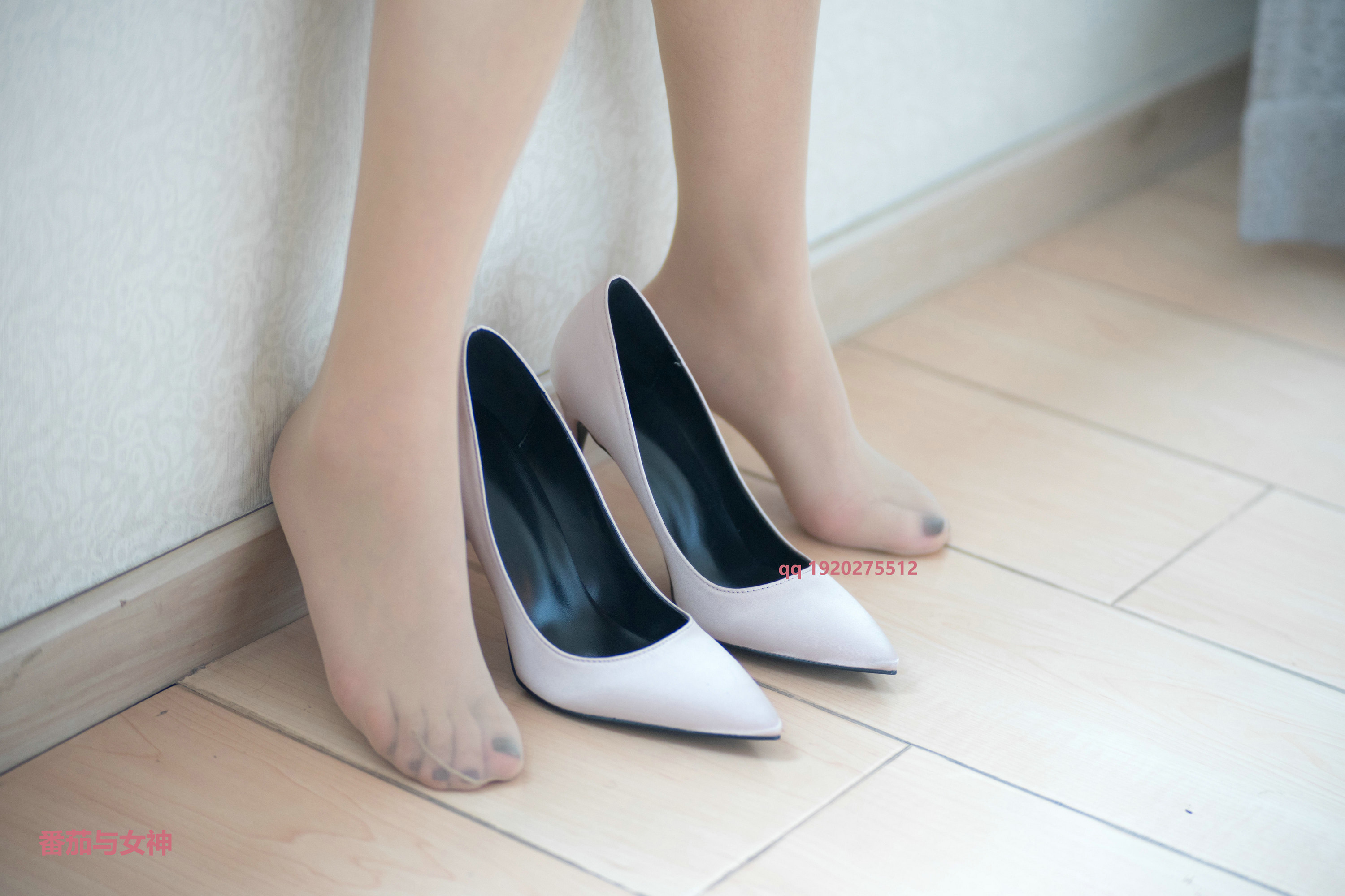 番茄与女神 木子的小包裙