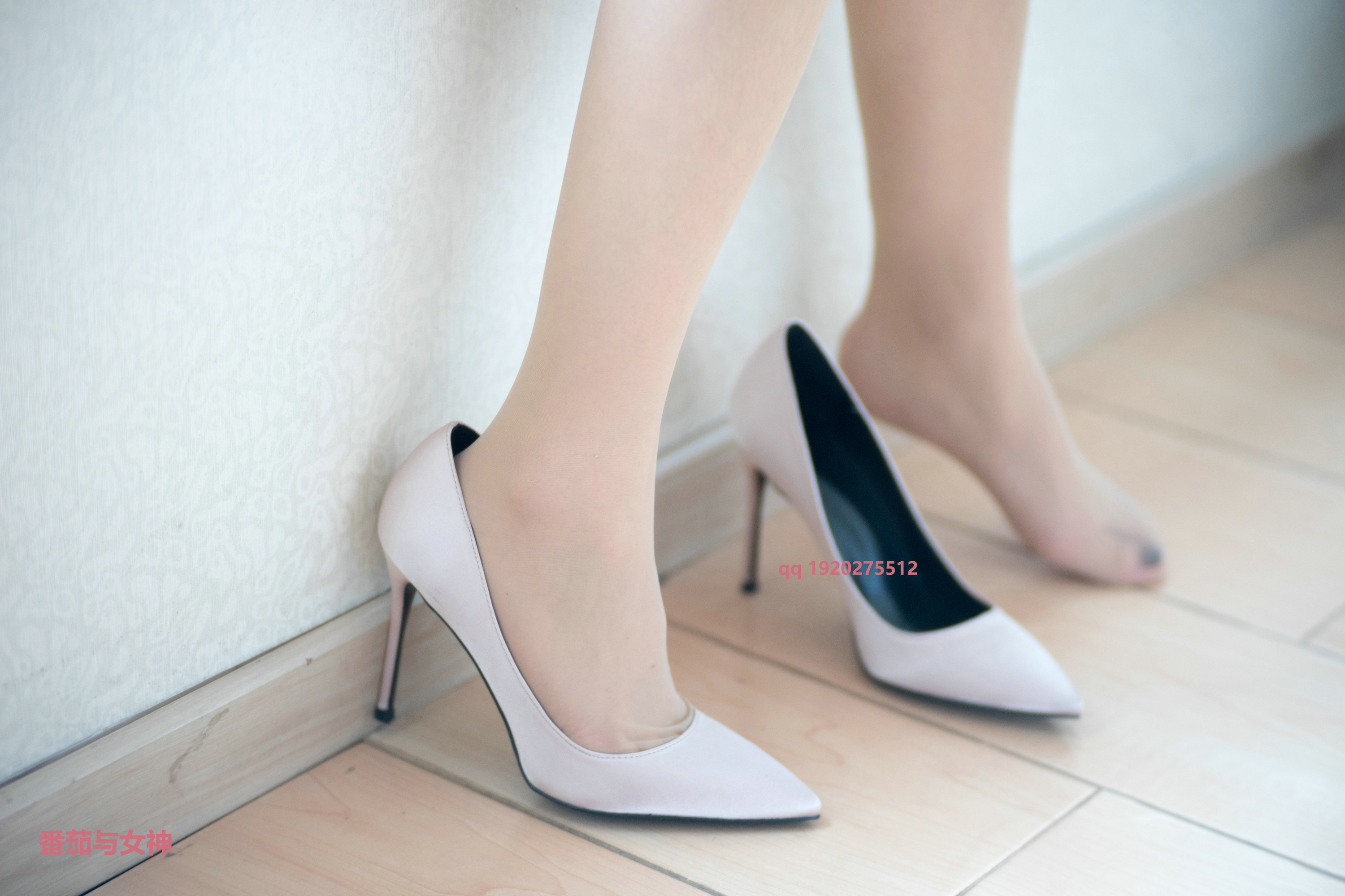 番茄与女神 木子的小包裙