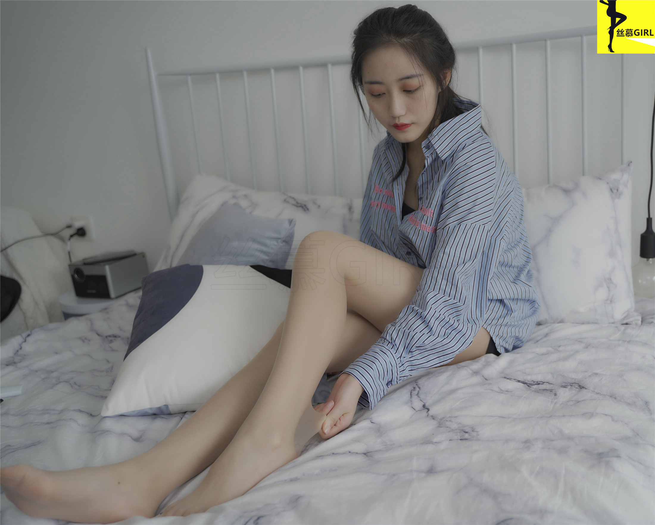 丝慕写真 第032期 模特：双双 丝密《她来了》