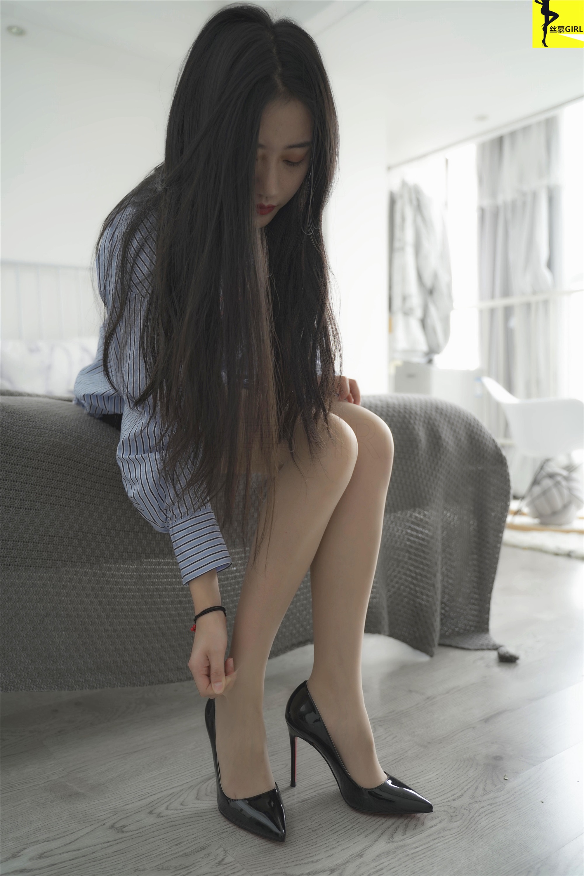 丝慕写真 第032期 模特：双双 丝密《她来了》