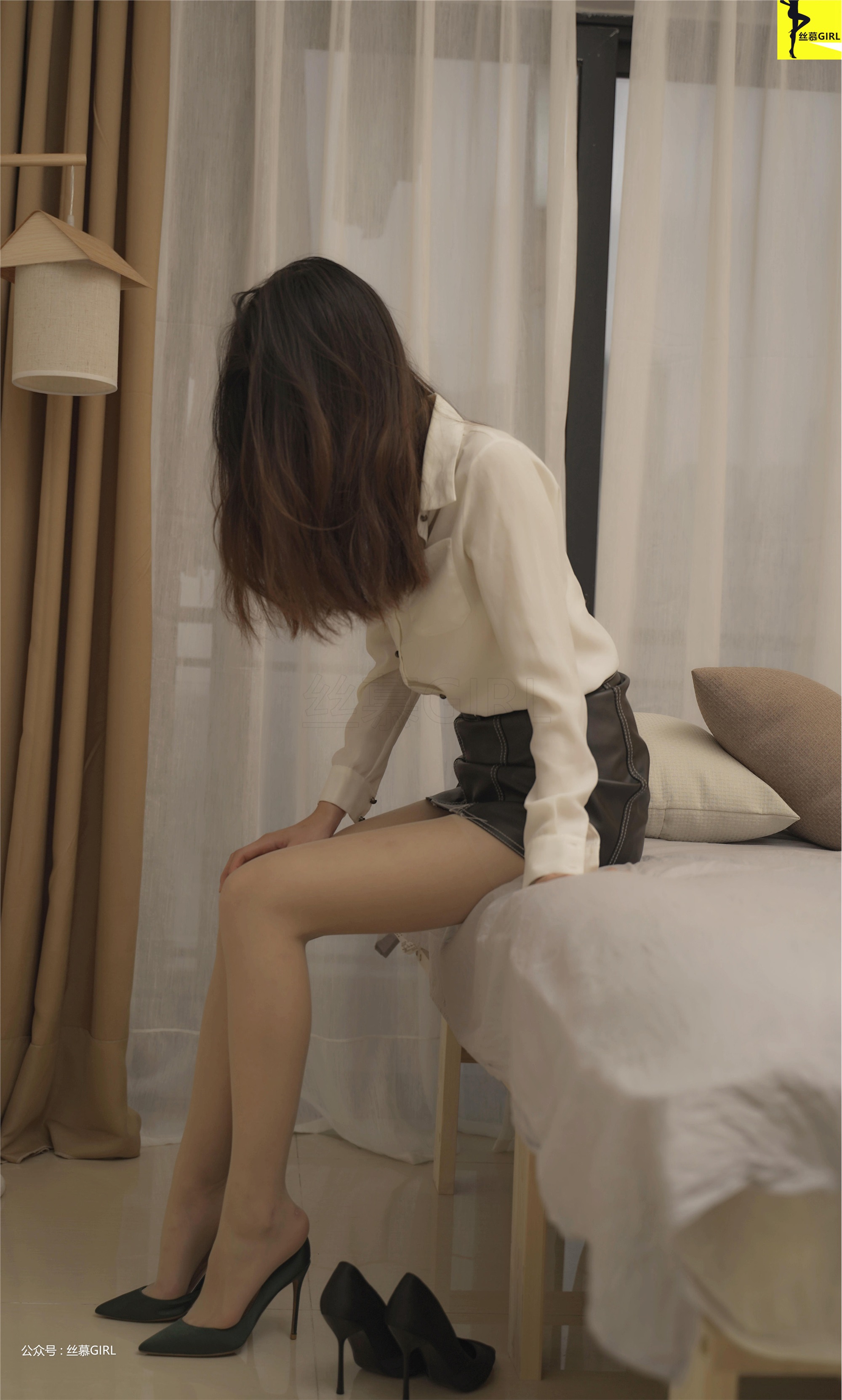 丝慕写真 第035期 模特：悦悦《赏丝悦目》