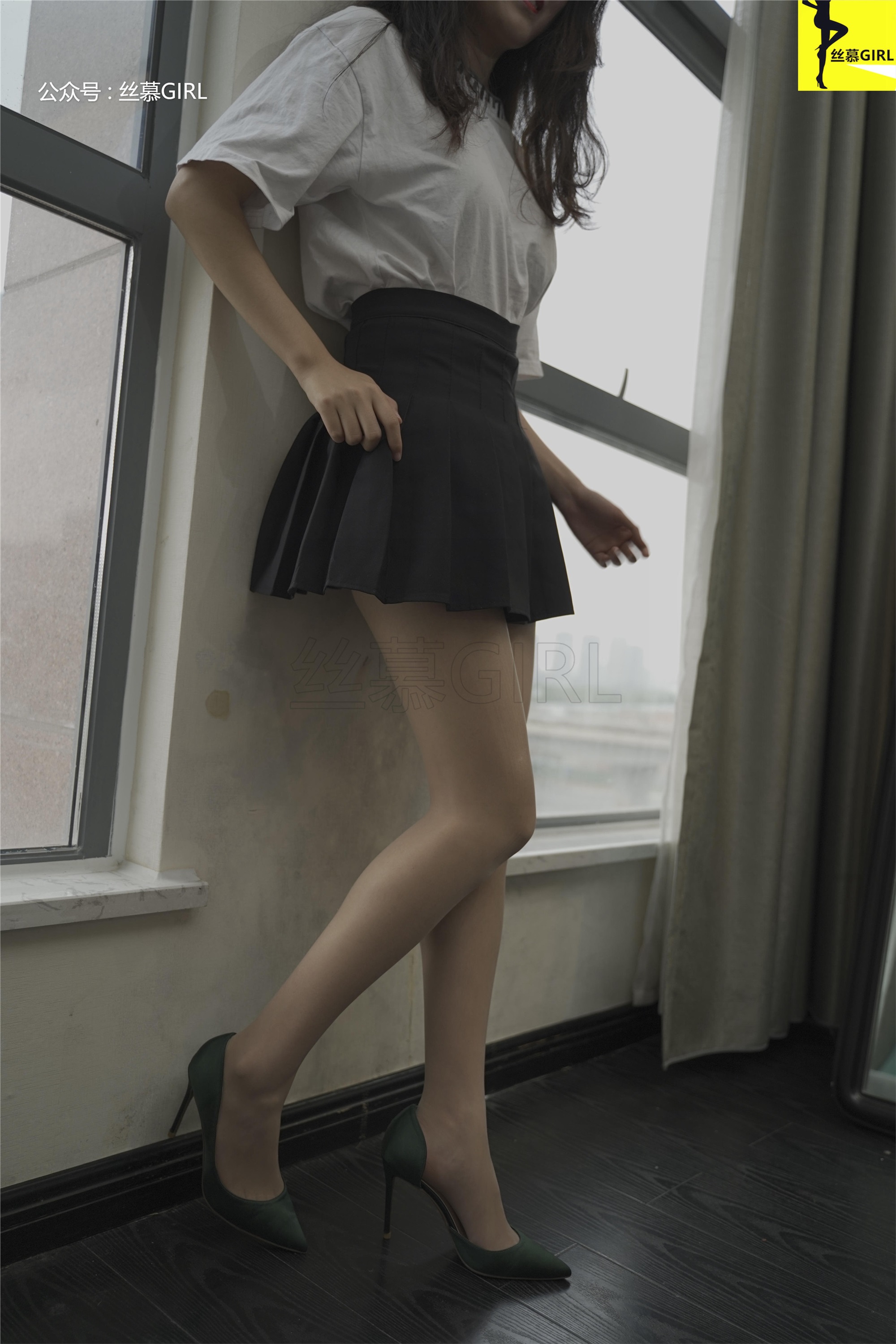 丝慕写真 第043期 模特：咸咸《味》