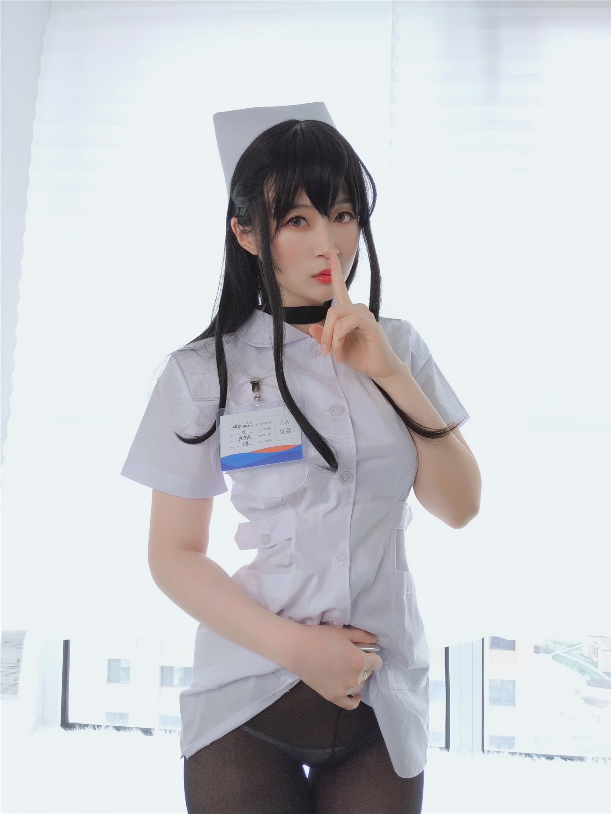 Coser小姐姐白银 – 长发小护士