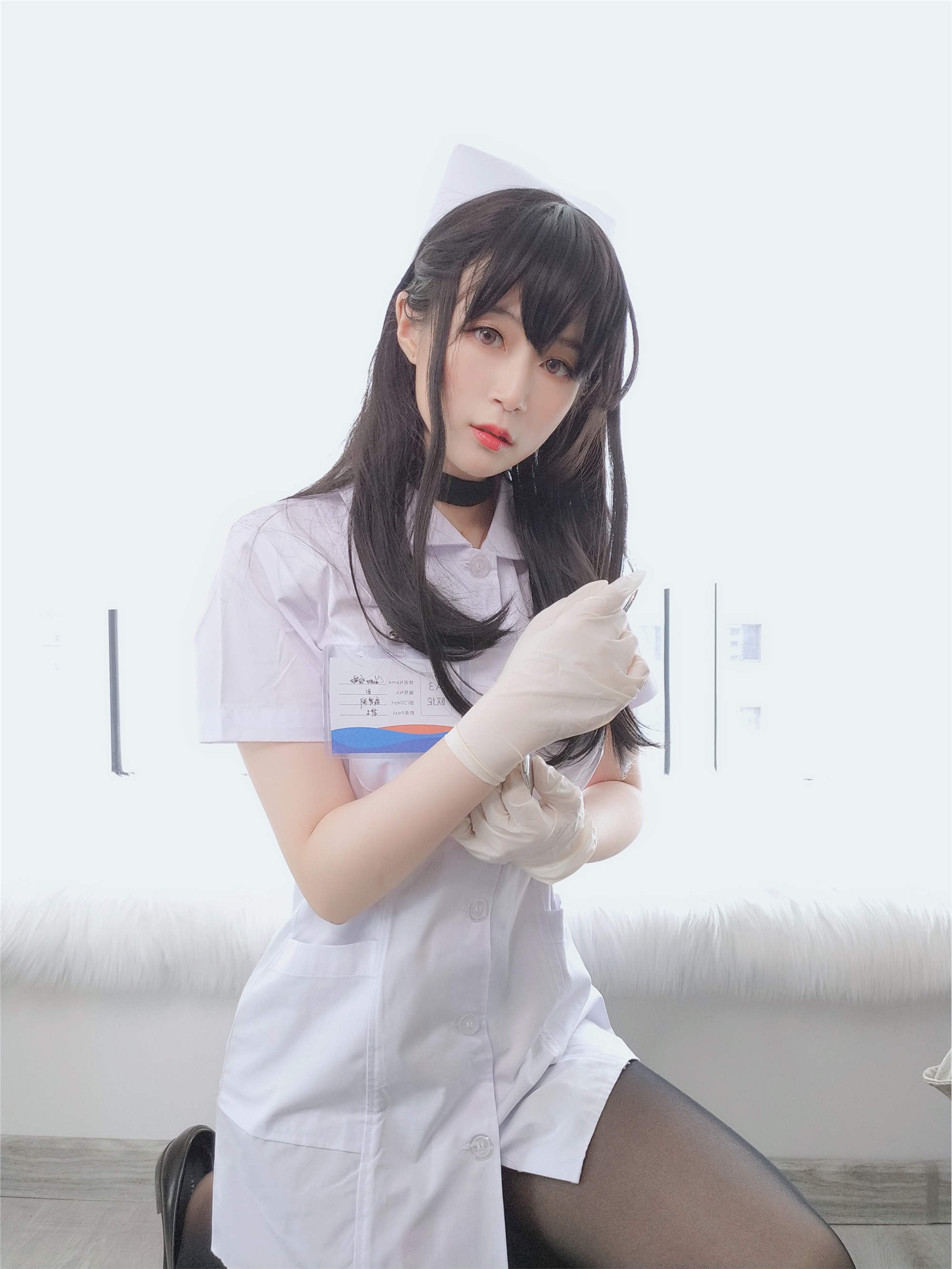 Coser小姐姐白银 – 长发小护士