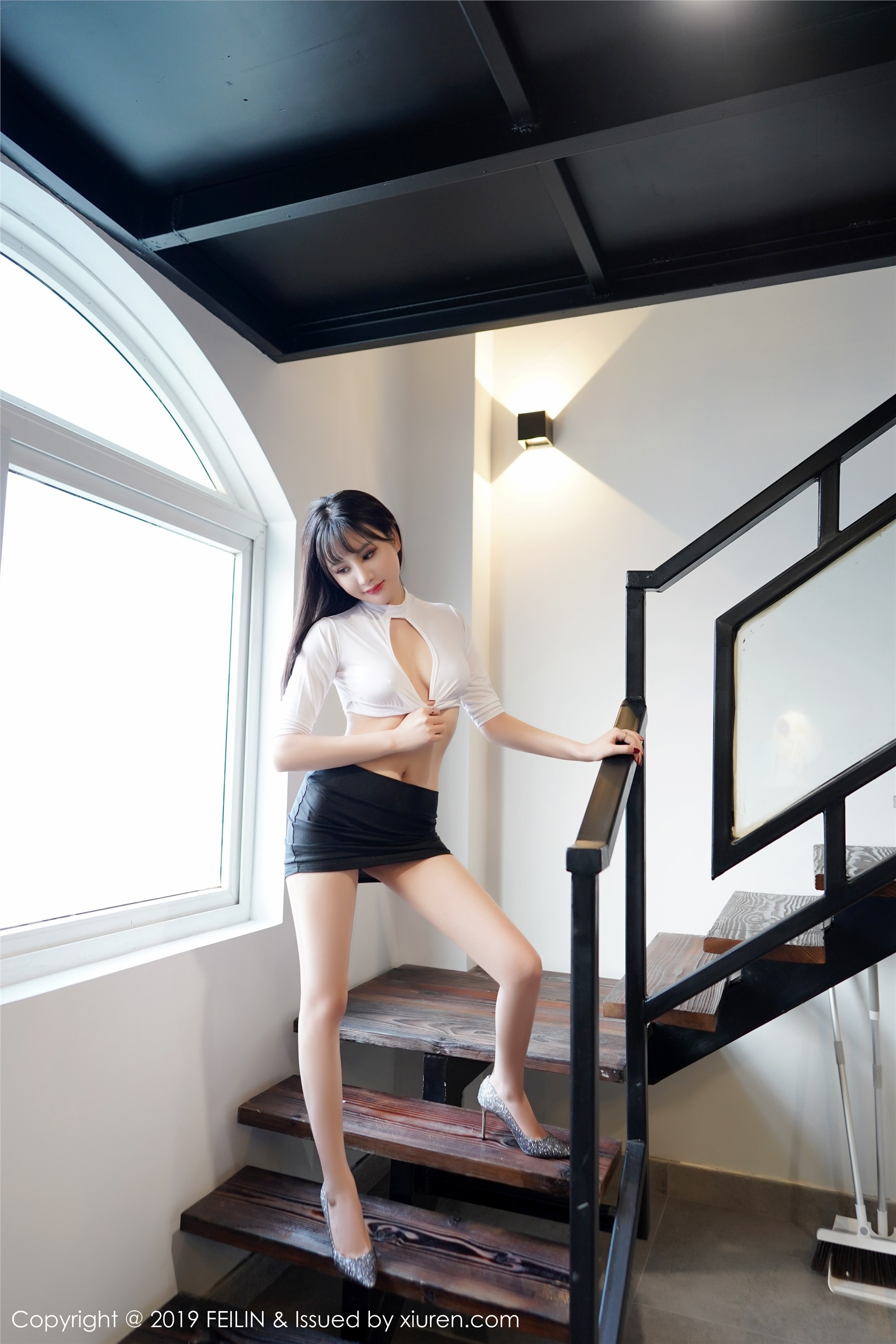 FEILIN嗲囡囡  2019.10.09 Vol.210 Celina青妍