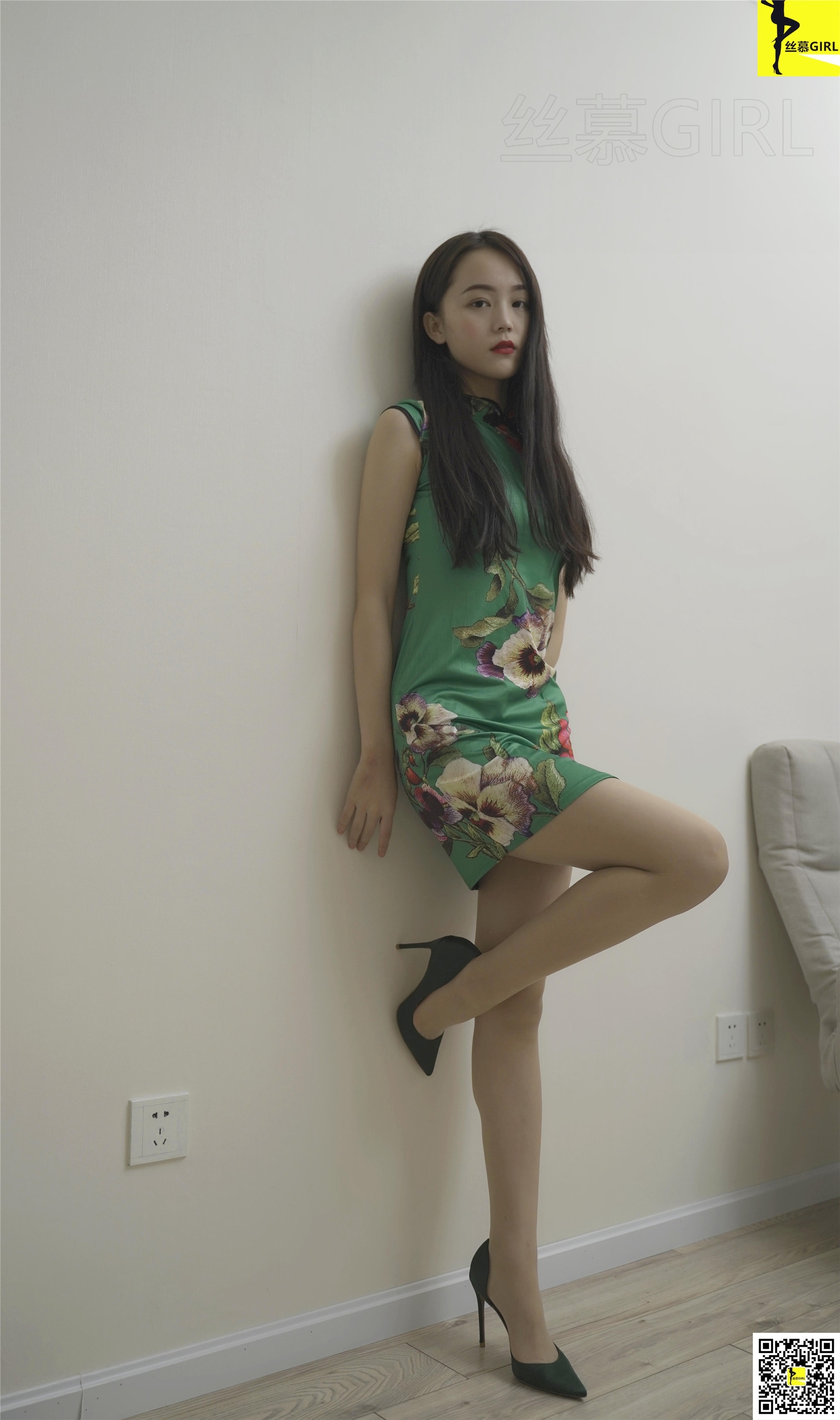 丝慕写真 第047期 模特：凉晨《迷》