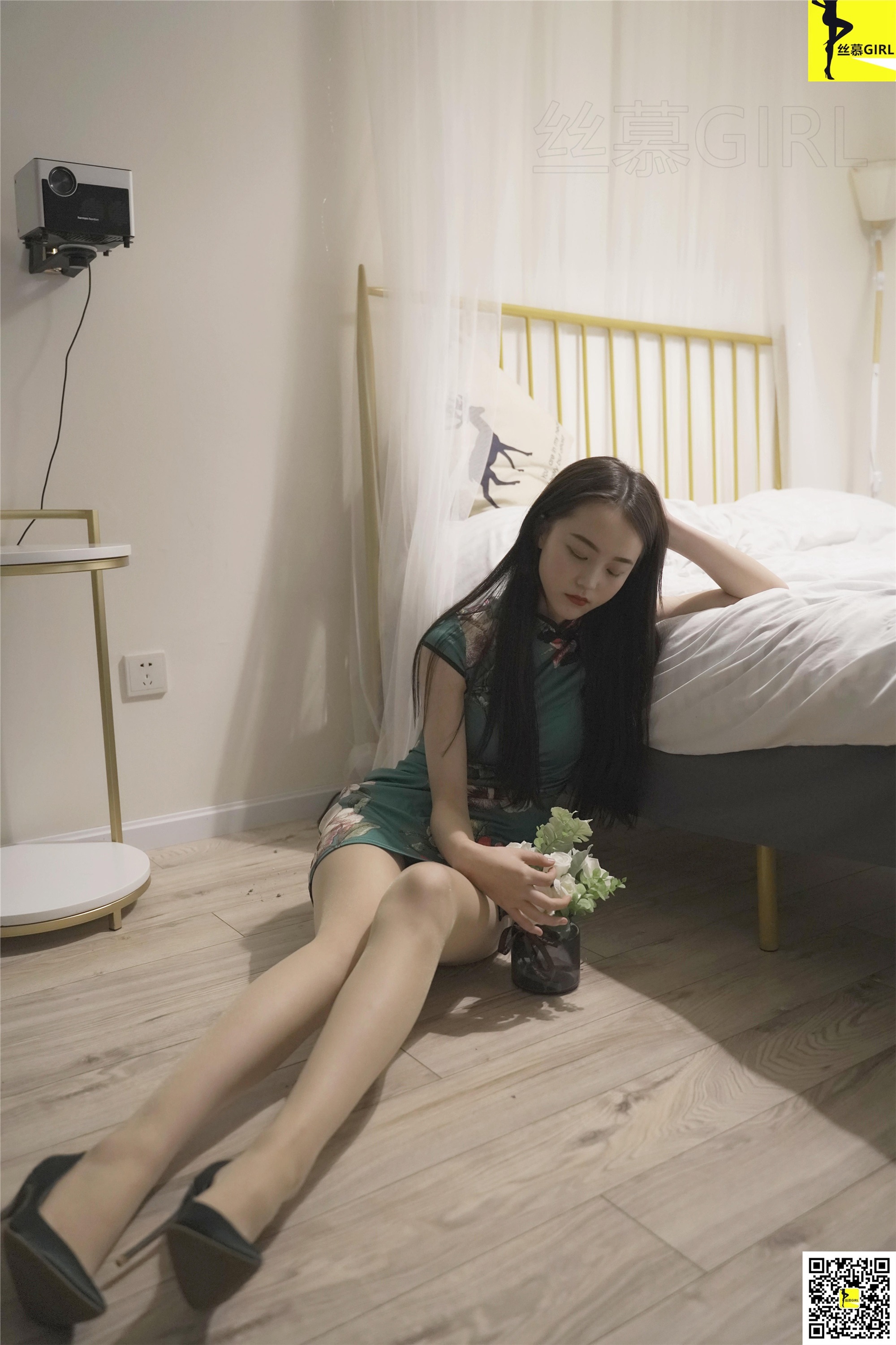 丝慕写真 第047期 模特：凉晨《迷》