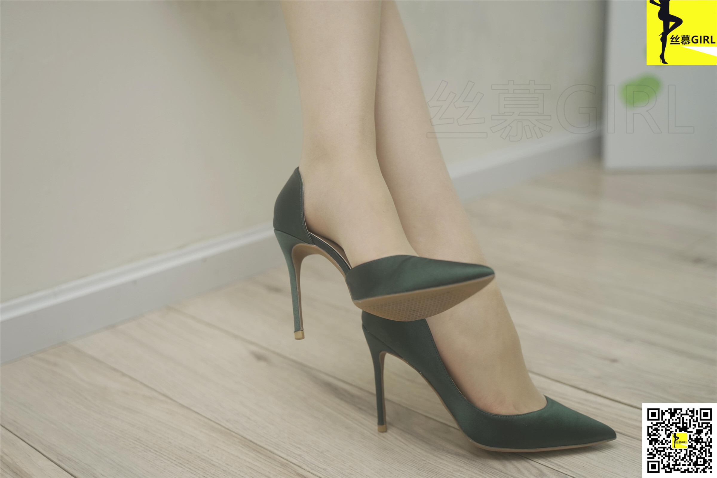 丝慕写真 第047期 模特：凉晨《迷》