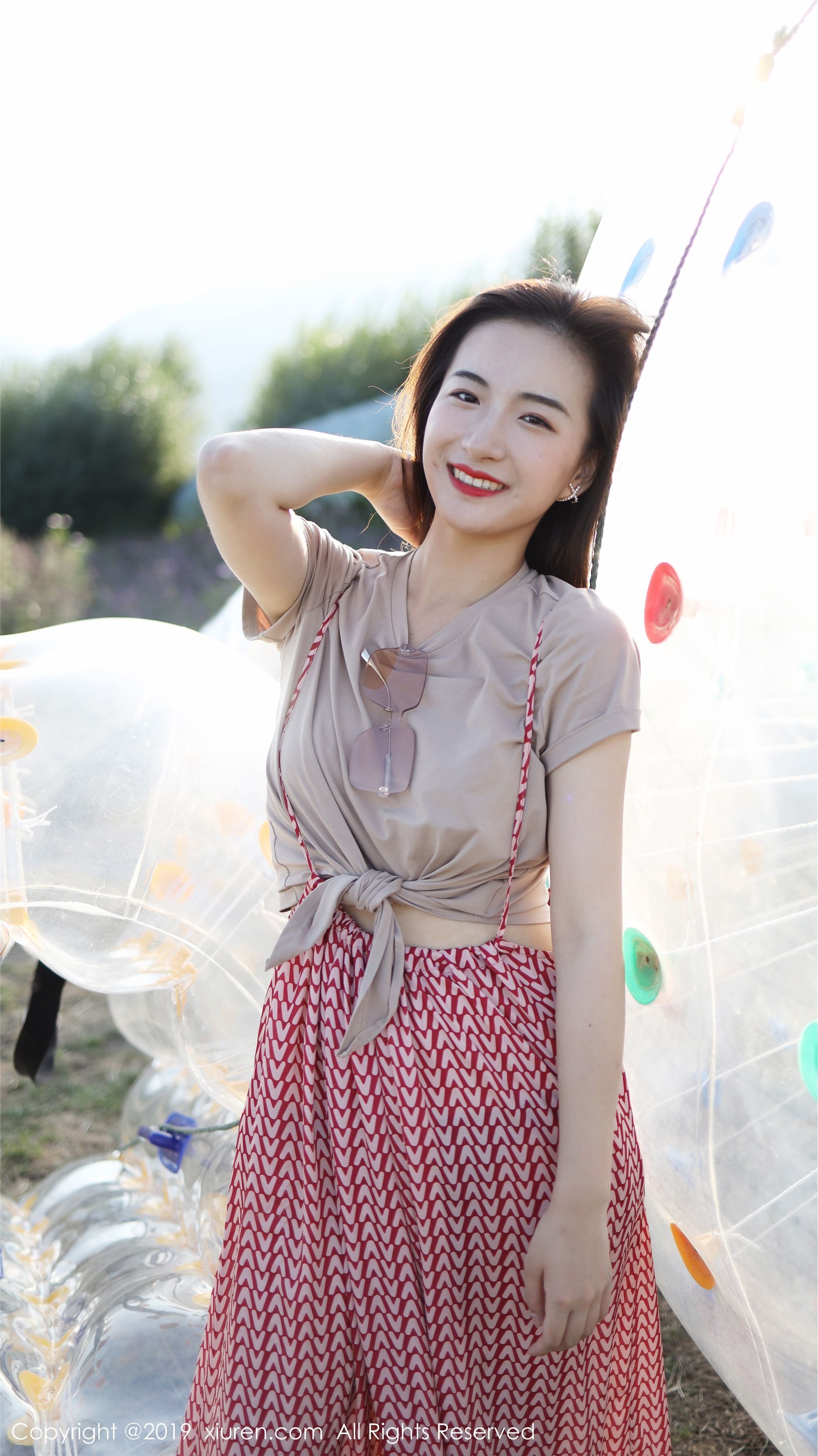 XIUREN秀人网 2019.10.11 No.1718 艺儿拿铁