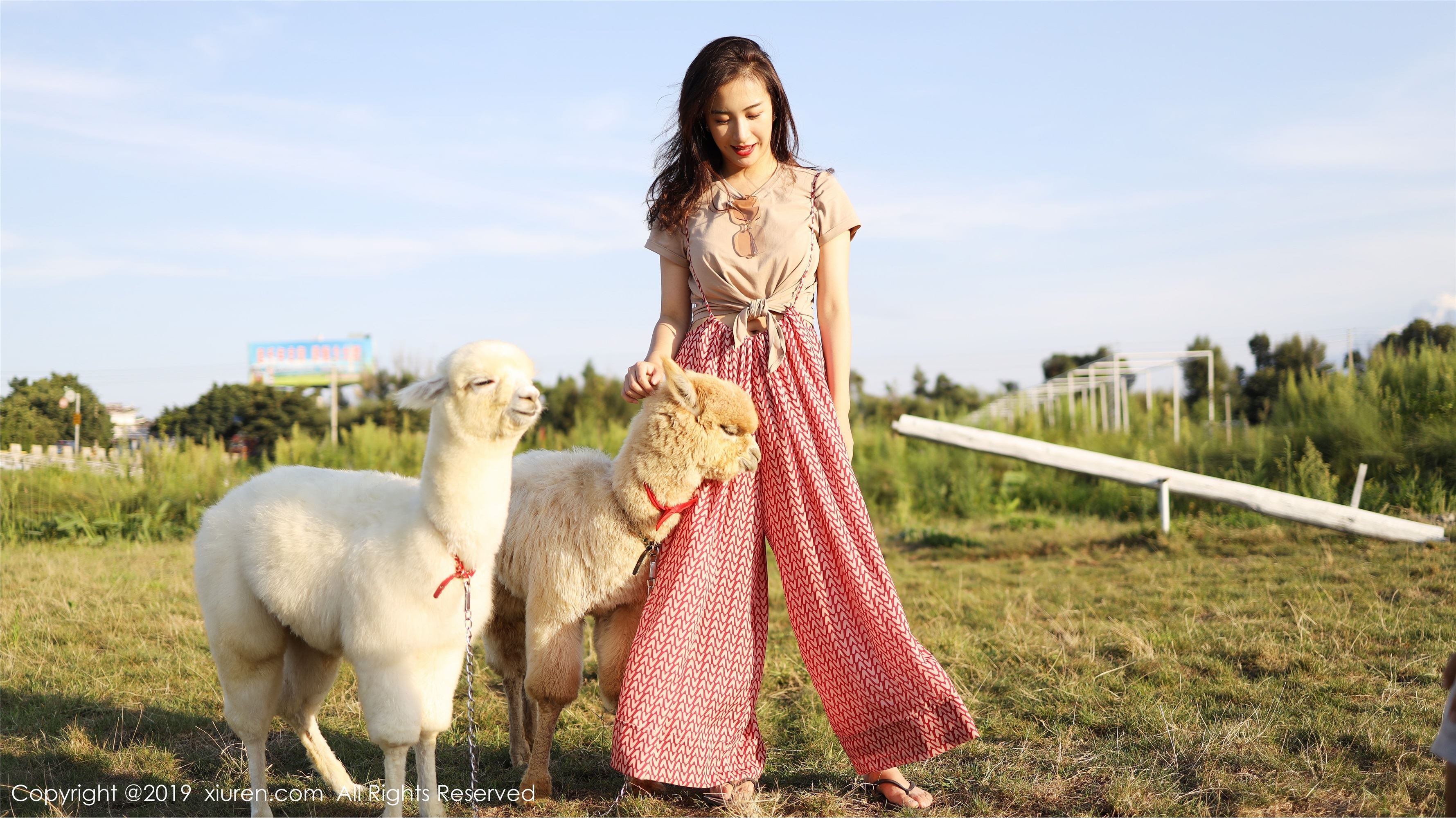 XIUREN秀人网 2019.10.11 No.1718 艺儿拿铁