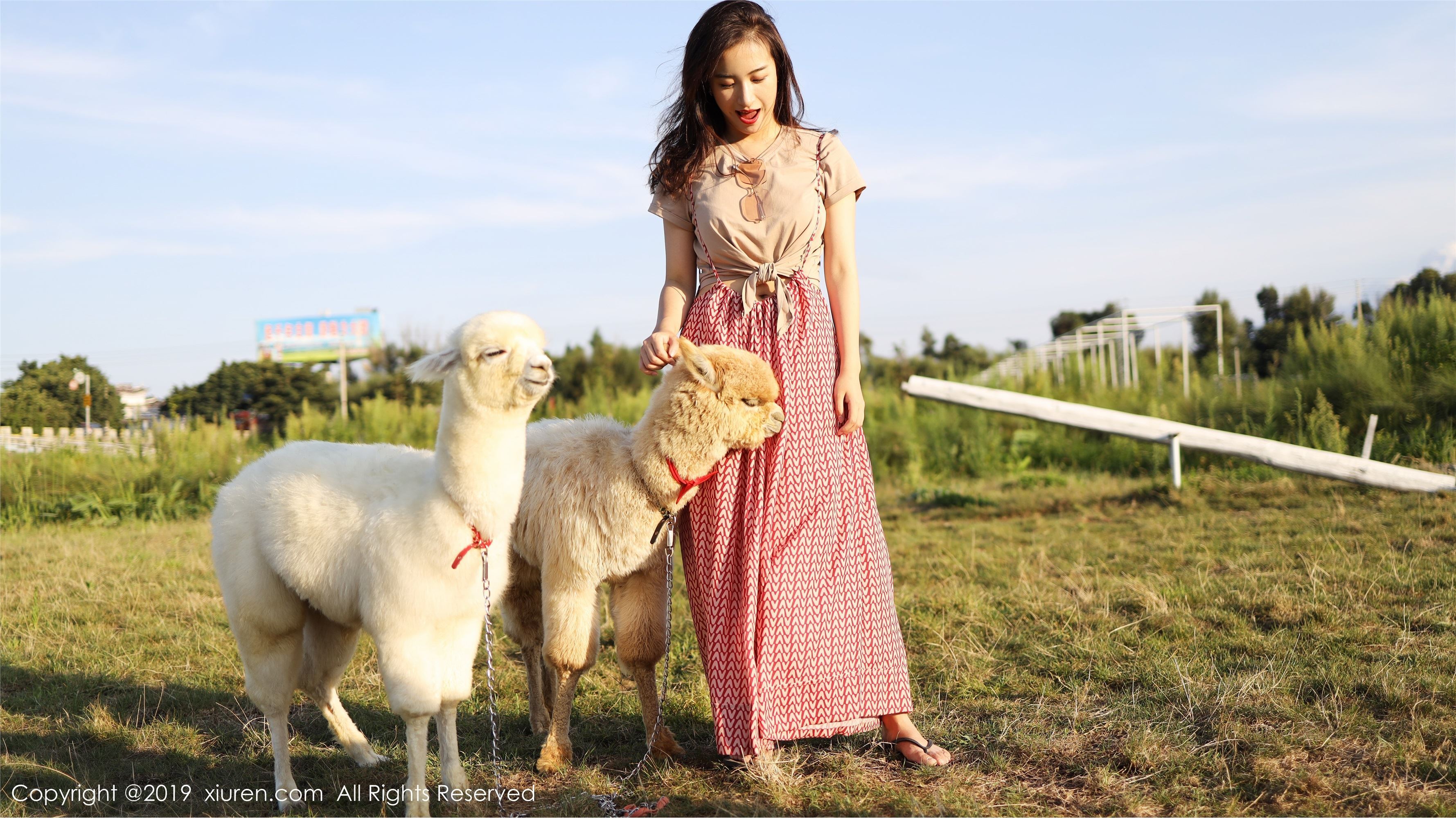 XIUREN秀人网 2019.10.11 No.1718 艺儿拿铁